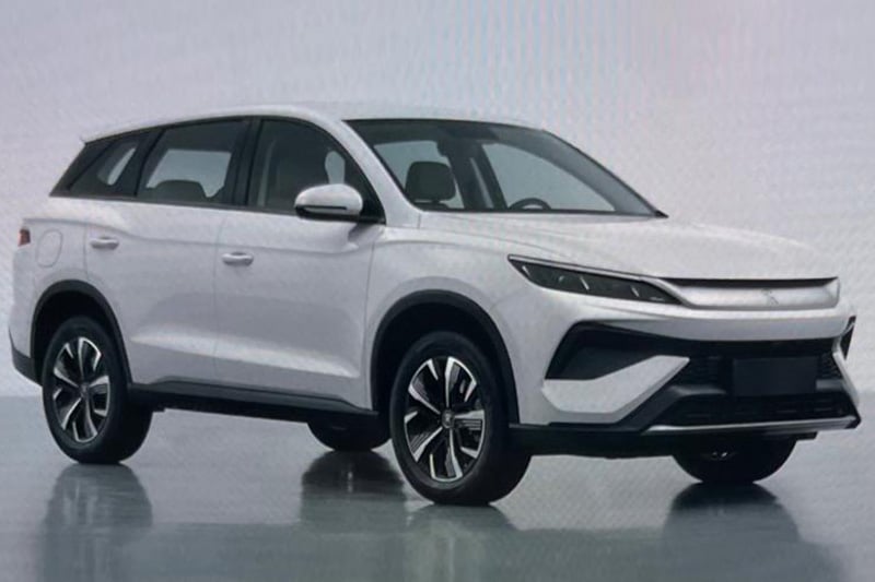 New BYD Song Pro DM-i revealed interior before thelaunch scheduled for 2024