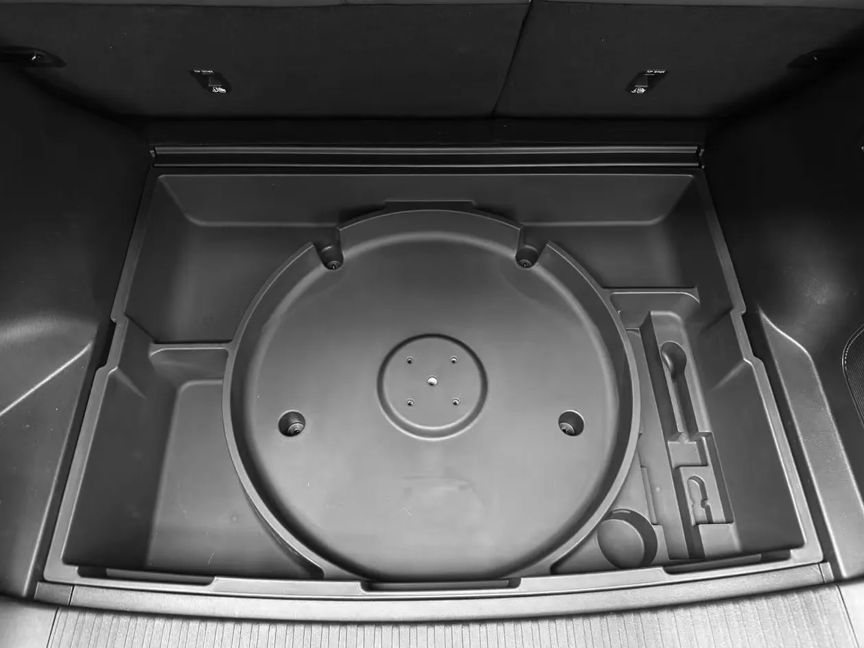 Turn Dead Space Into Cargo Space: Maremlyn Spare Tire Storage Box for BYD Ti 7