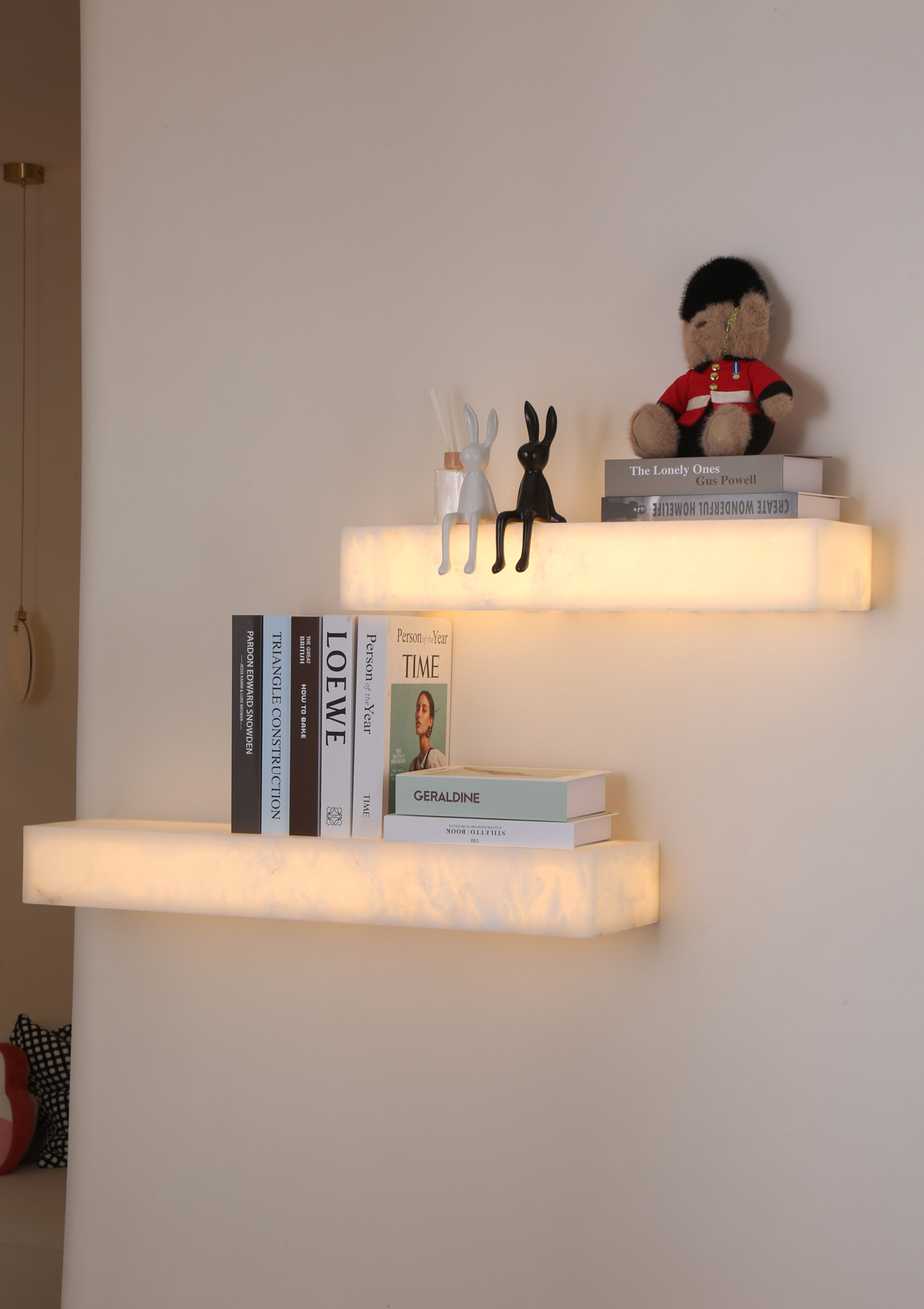 Sustainable Luxury Lighting Solutions