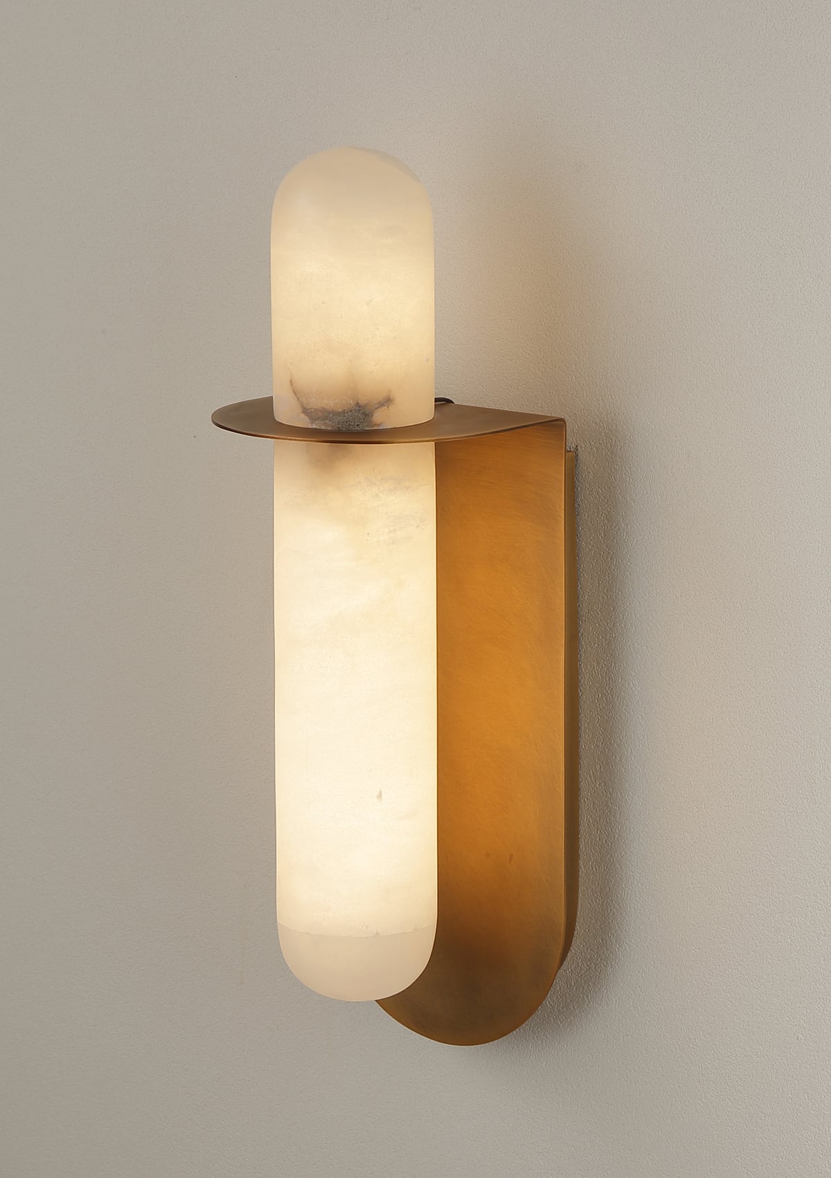 Unique Craftsmanship of Alabaster Sconces
