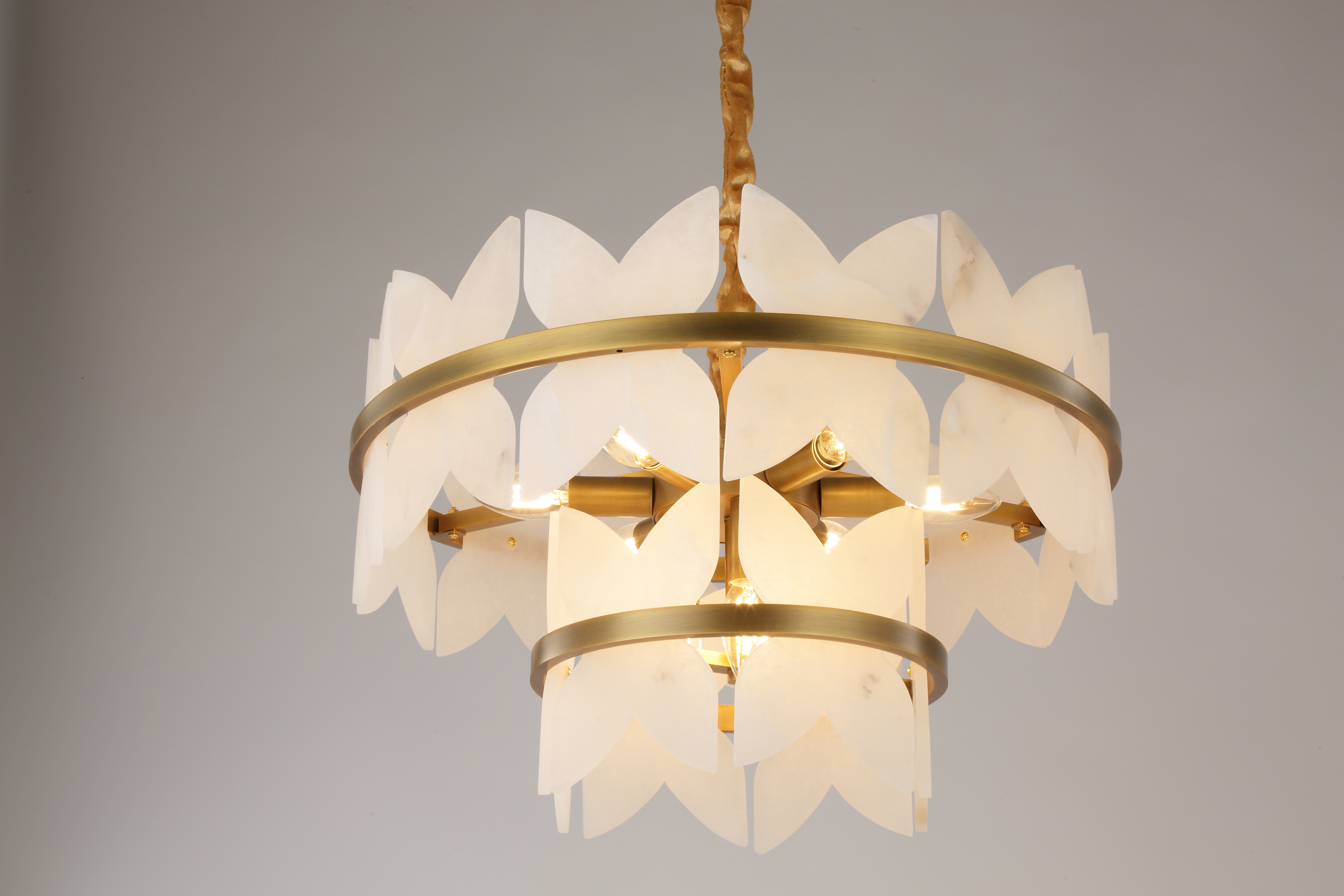 Aplique de techo NHB Lighting en alabastro español | Diseño de dos niveles y cobre macizo | Ø550 x H360 mm