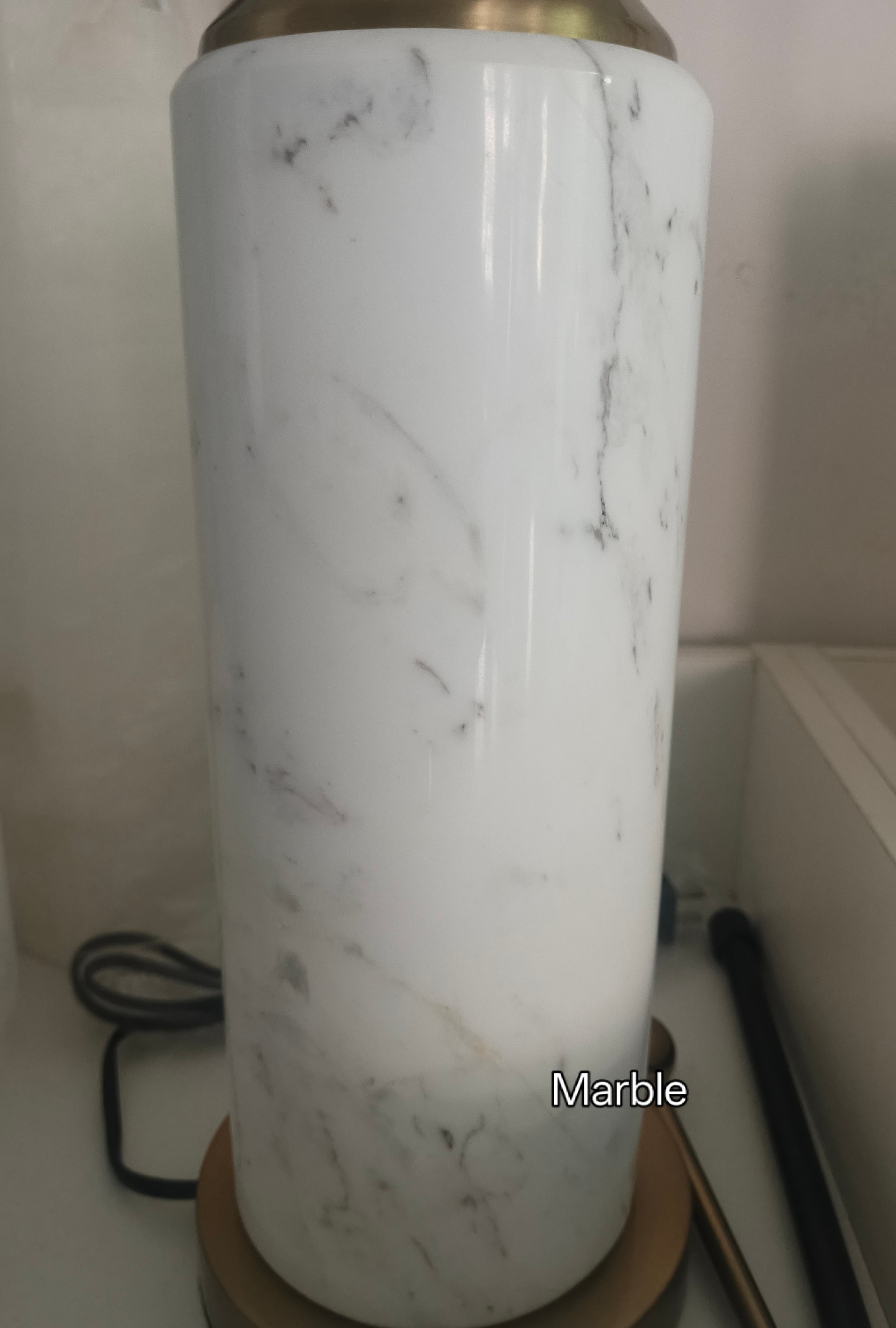 How to Tell If a Lamp Is Alabaster or Marble (2).jpg