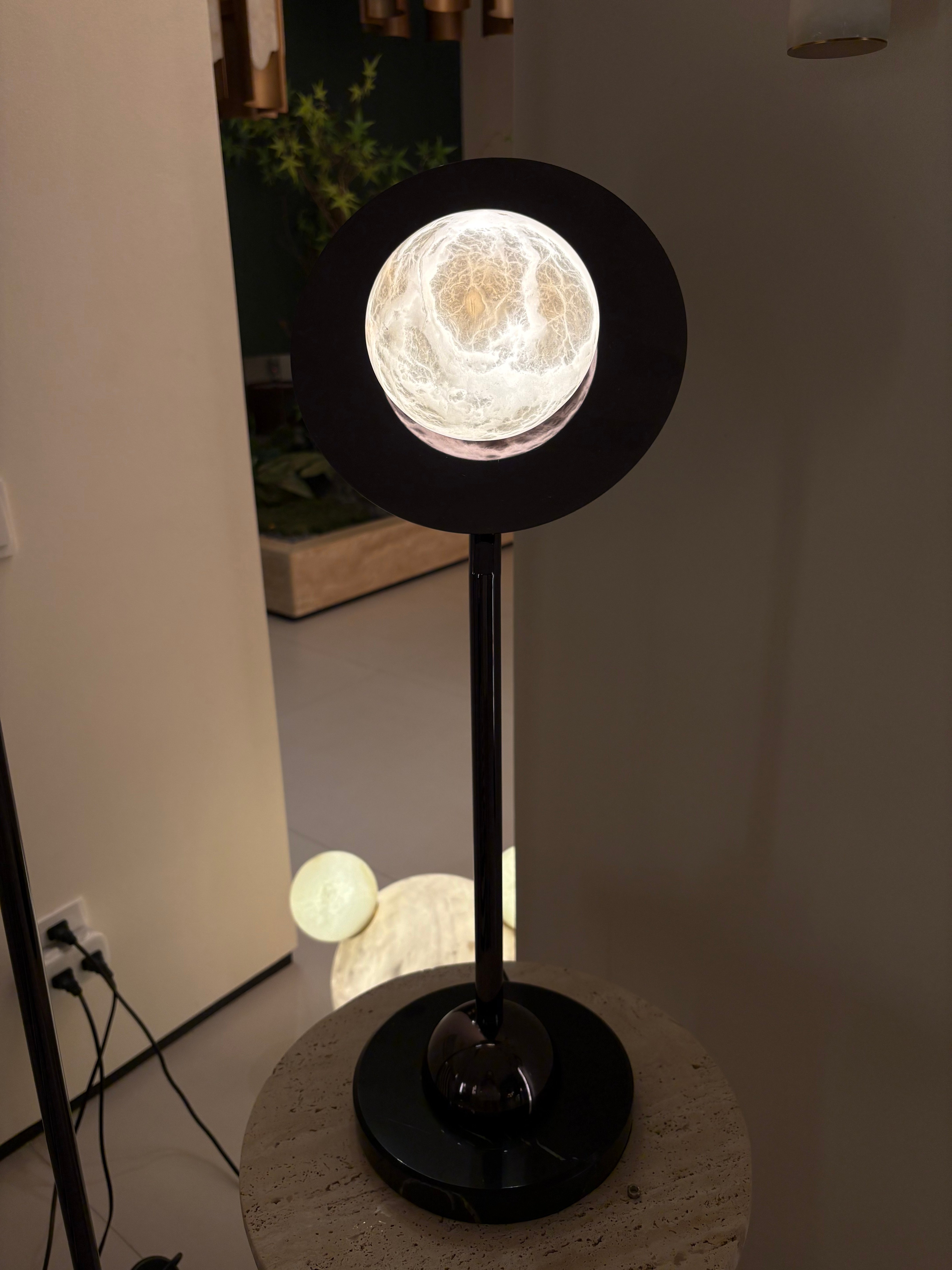 How to Use Alabaster Lighting in Modern Interior Design (4).jpg