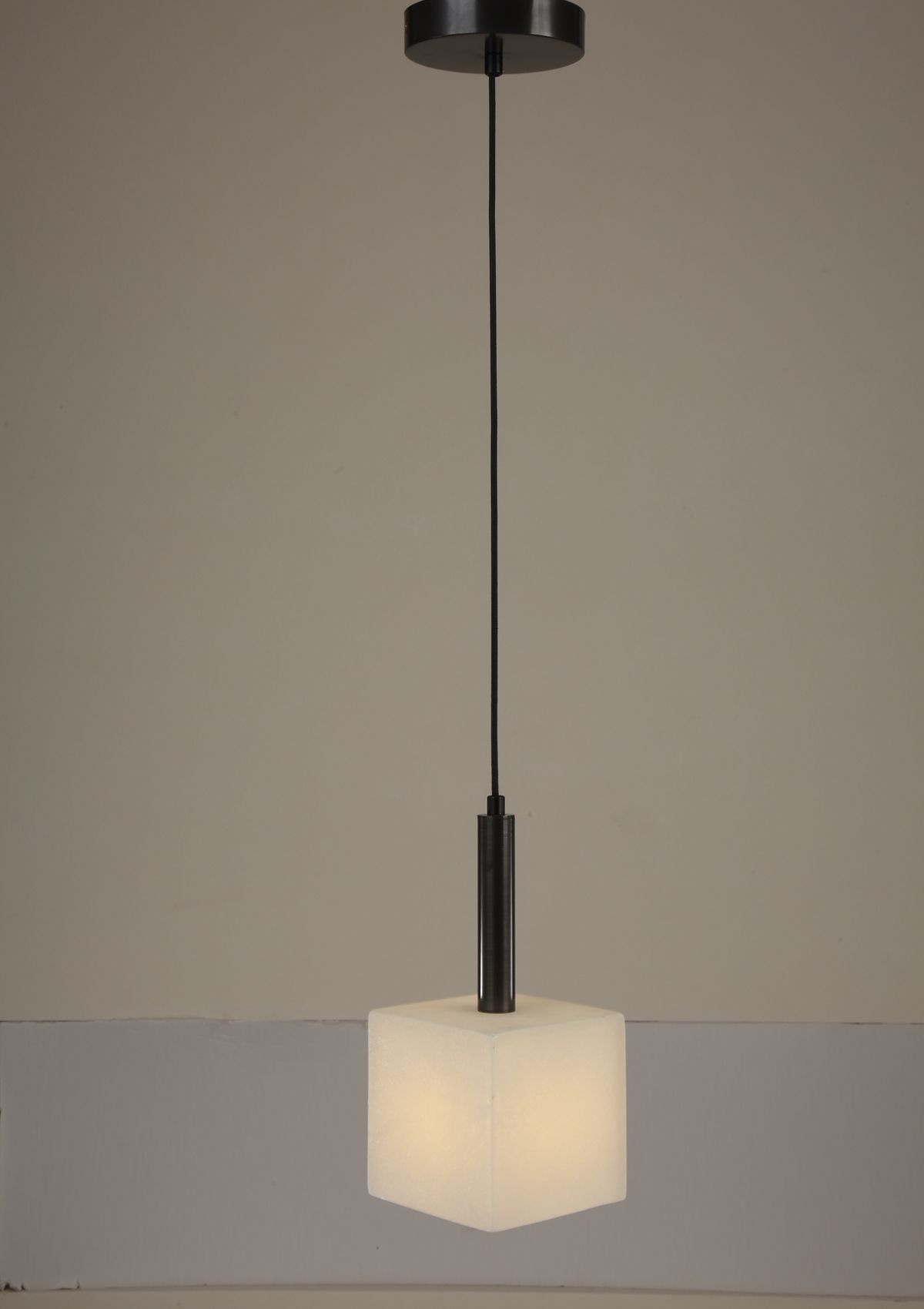 Elevate Your Culinary Space with Luxury Kitchen Pendant Lights