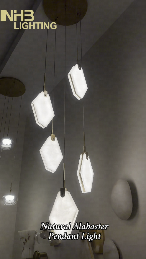 Lampadario a pendente in alabastro naturale da cinque pezzi | NHB Lighting