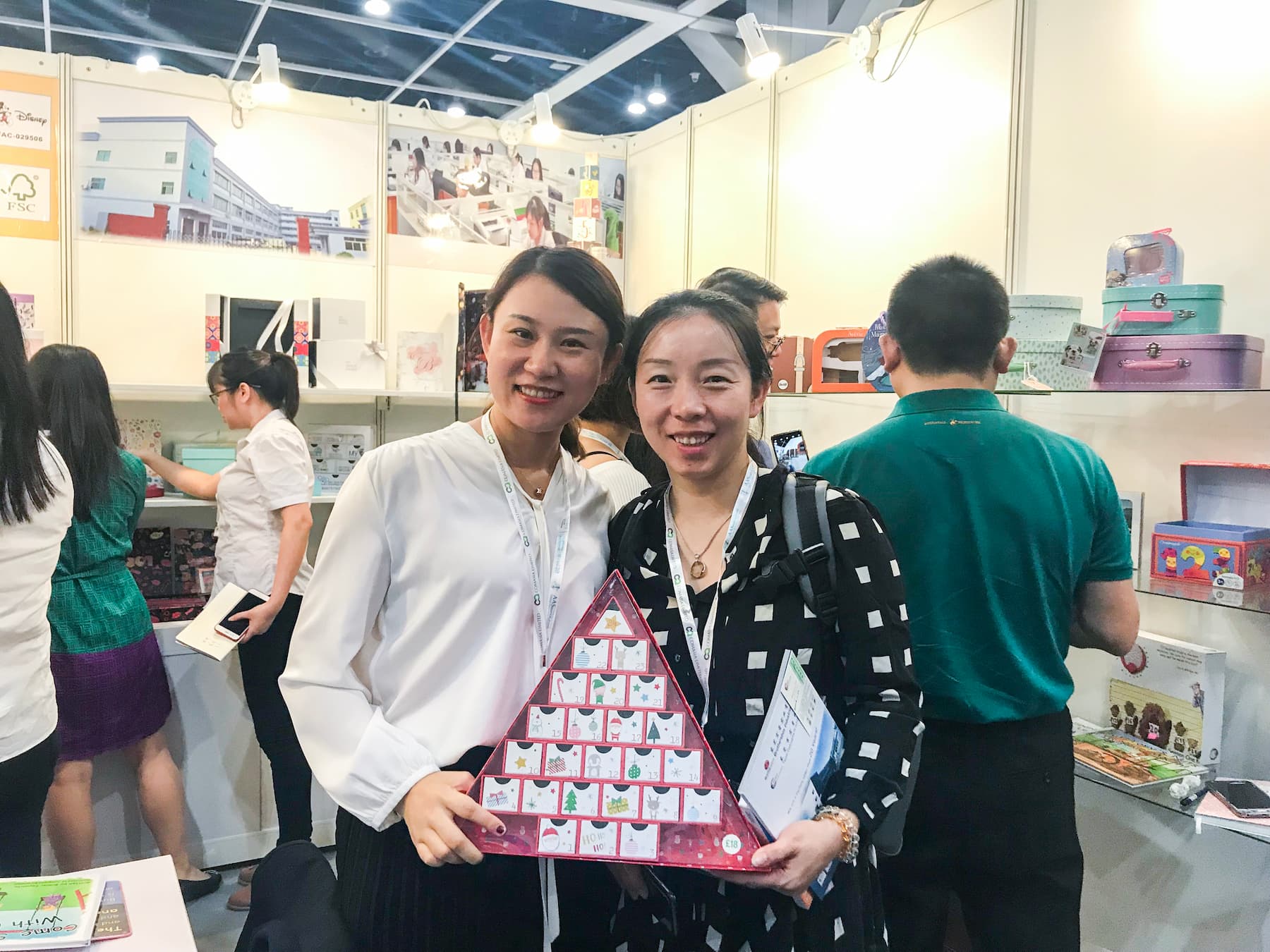 Brothersbox se destaca na Feira Internacional de Impressão e Embalagem de HK, inaugurando novas oportunidades para cooperação no comércio exterior