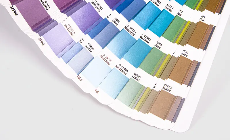 Pantone Metálico
