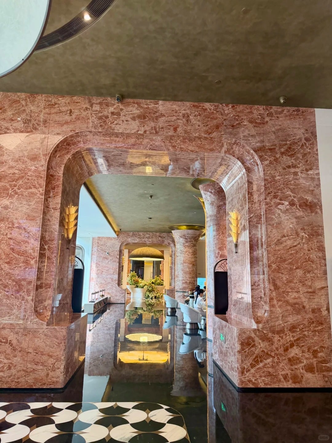 breccia bohemien marble.jpg