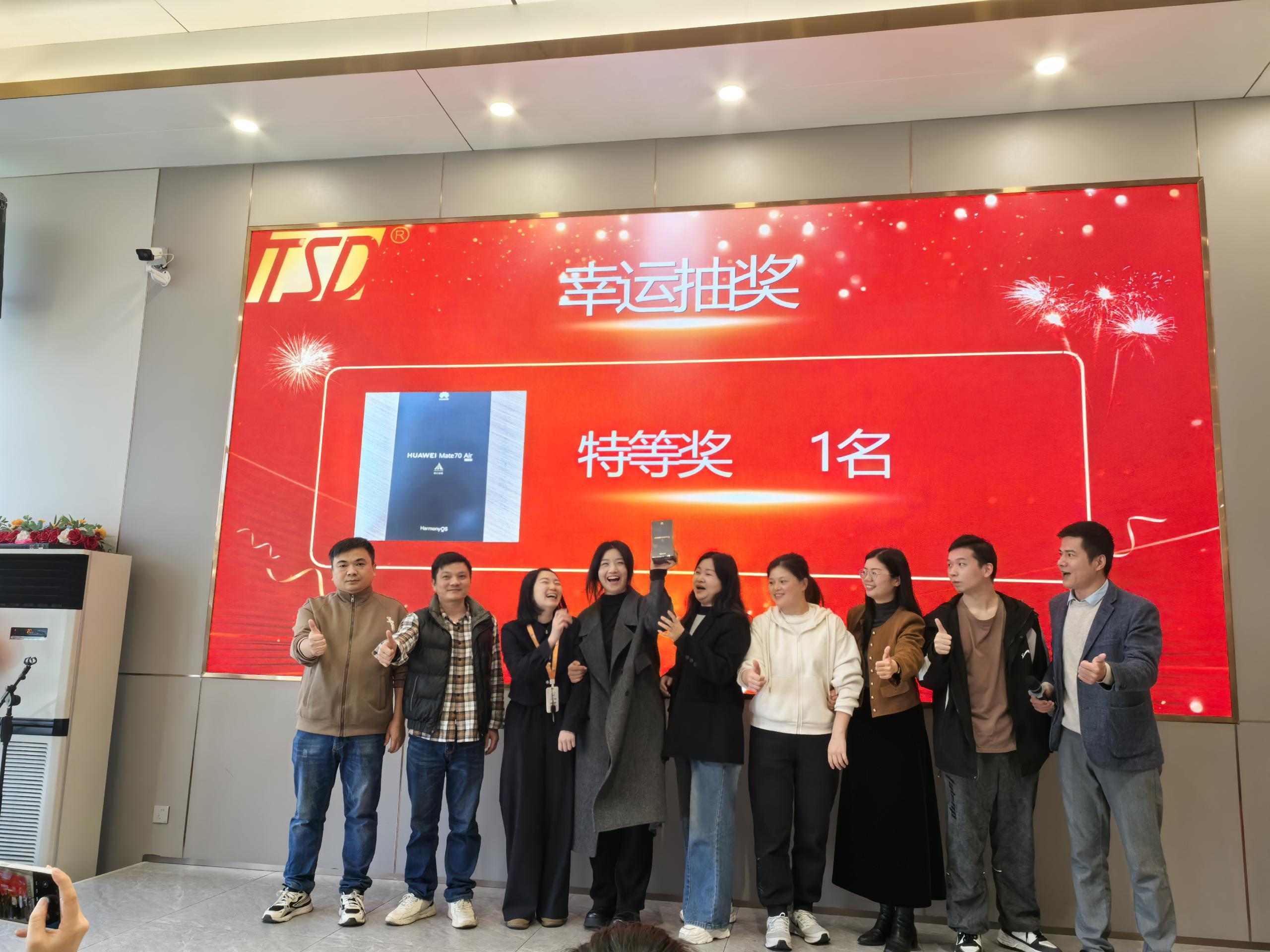 8fc1806c613d50612151ba718de5d8c2_origin(1).jpg