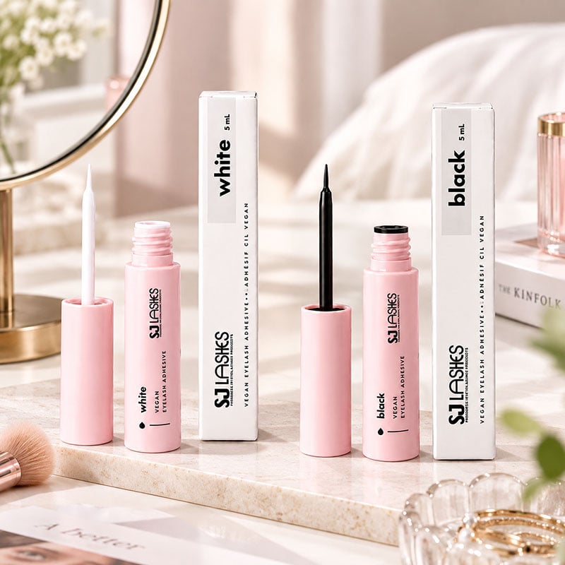 SJ LASHES Kilang Borong 5ML Pelekat Bulu Mata Jalur dengan Kotak Kertas Padanan | Pelekat Bulu Mata Vegan Putih dengan Berus Aplikator Hujung Halus OEM/ODM