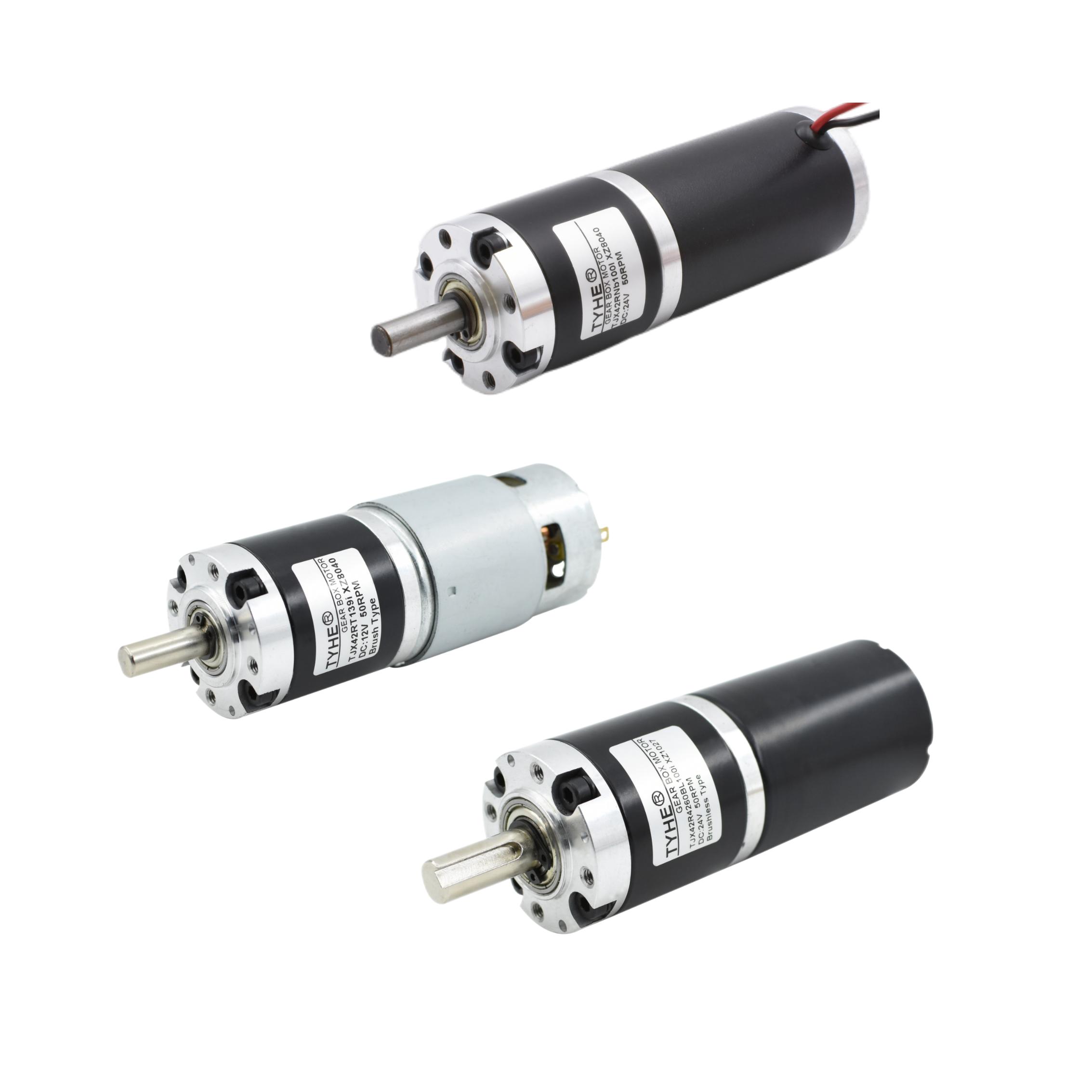 Motor Currens Directus cum Reductore versus Motor Passus: Quem Eligi?