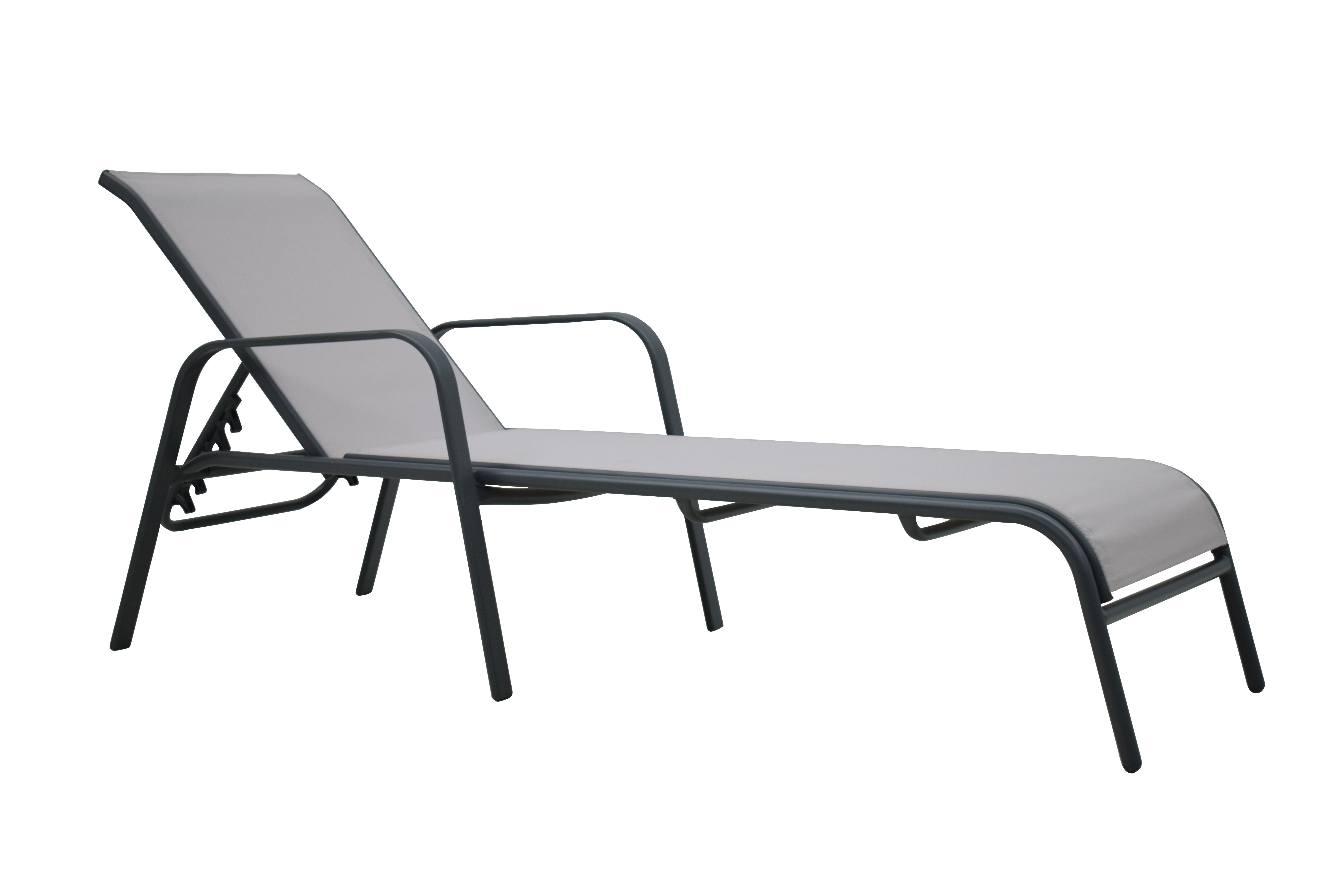 Which Sun Lounge Design Offers the Best Comfort for Poolside Relaxation?