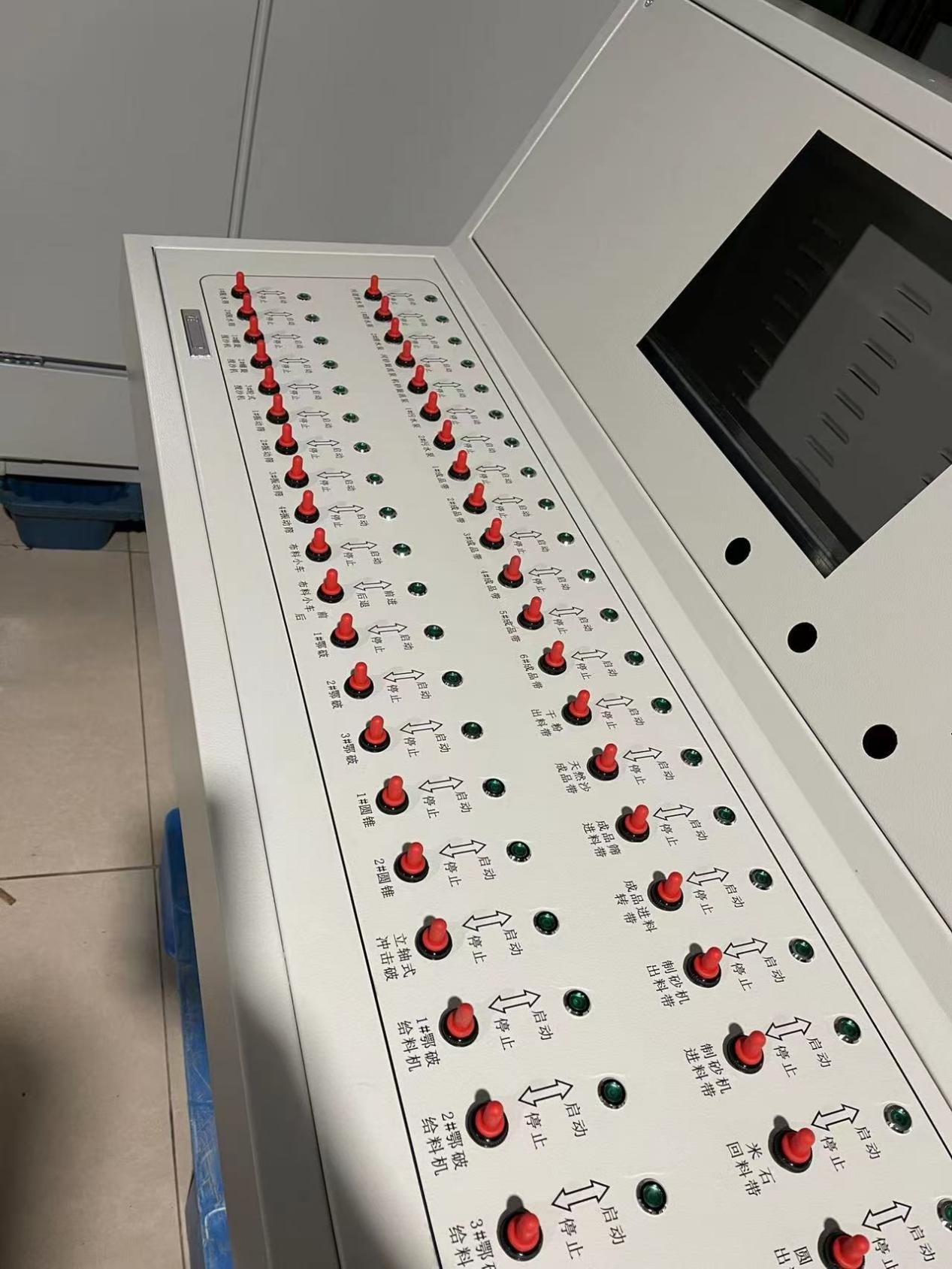 Customized T500 Toggle Switches for Construction Equipment