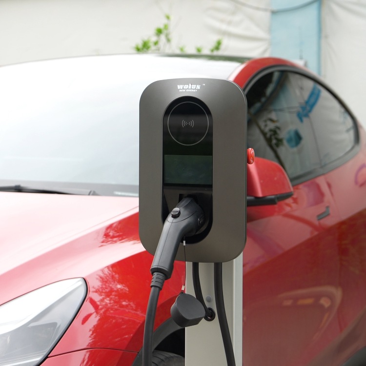 AC電動車両の充電 7kwから22kw