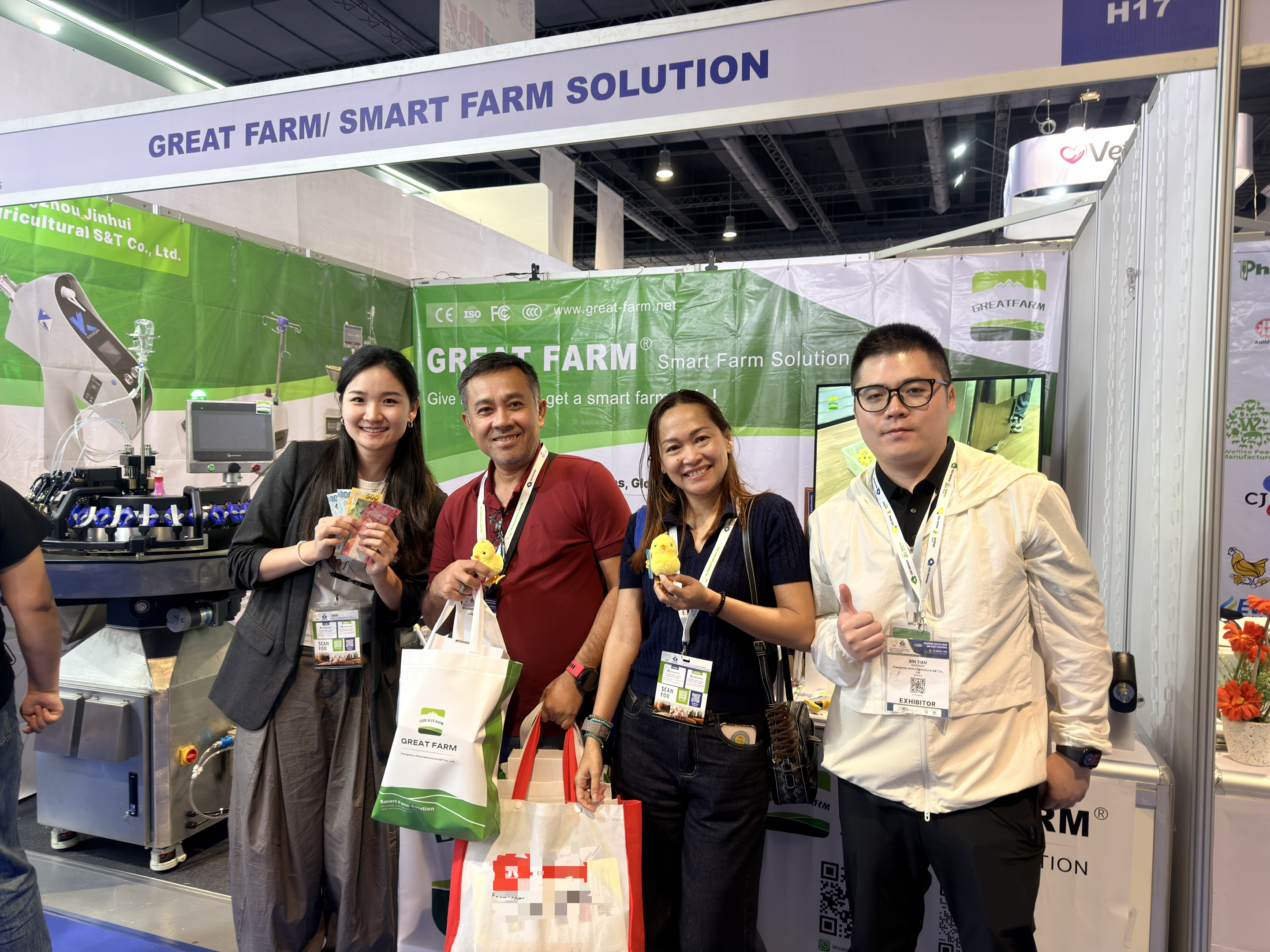 GREAT FARM with customers at ILDEX Philippines 2026