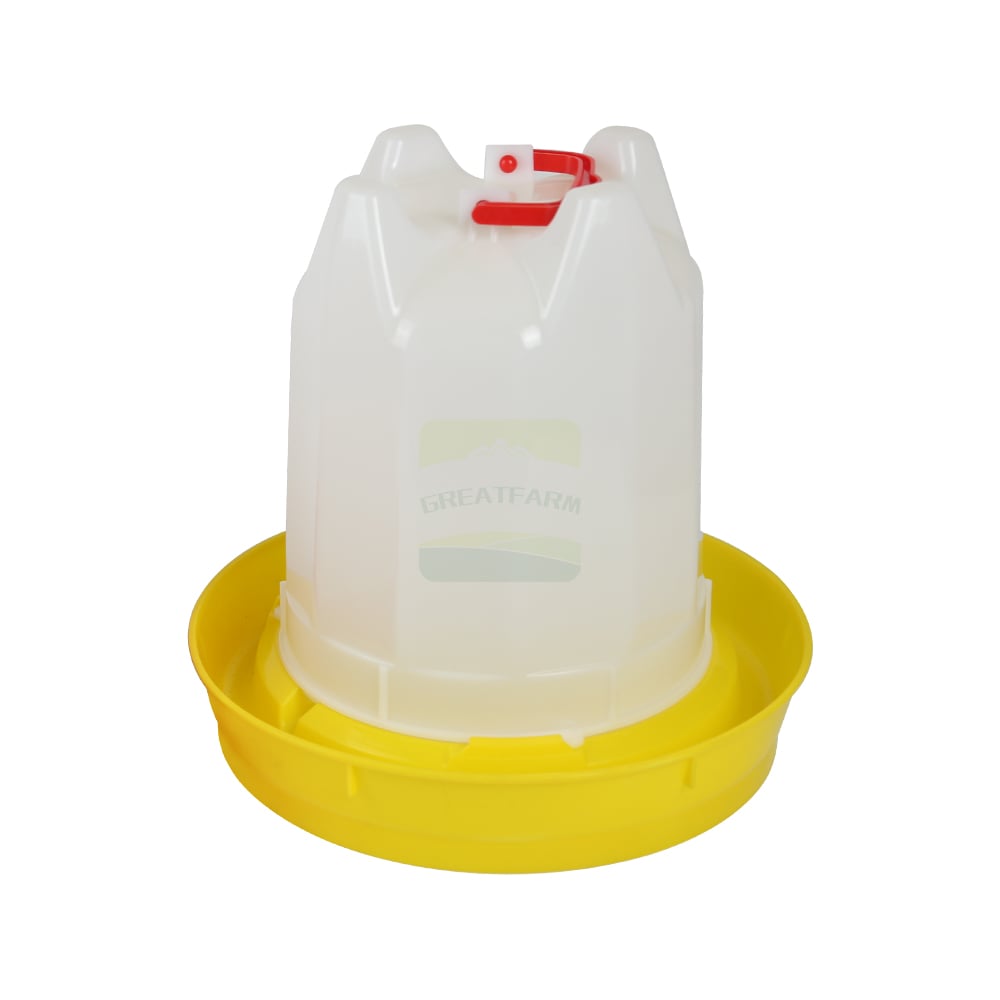 Red base bucket drinker