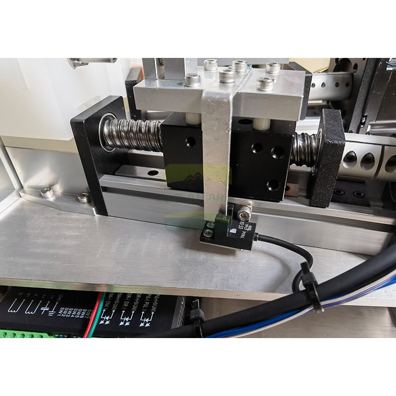 Internal slider and photoelectric sensor components