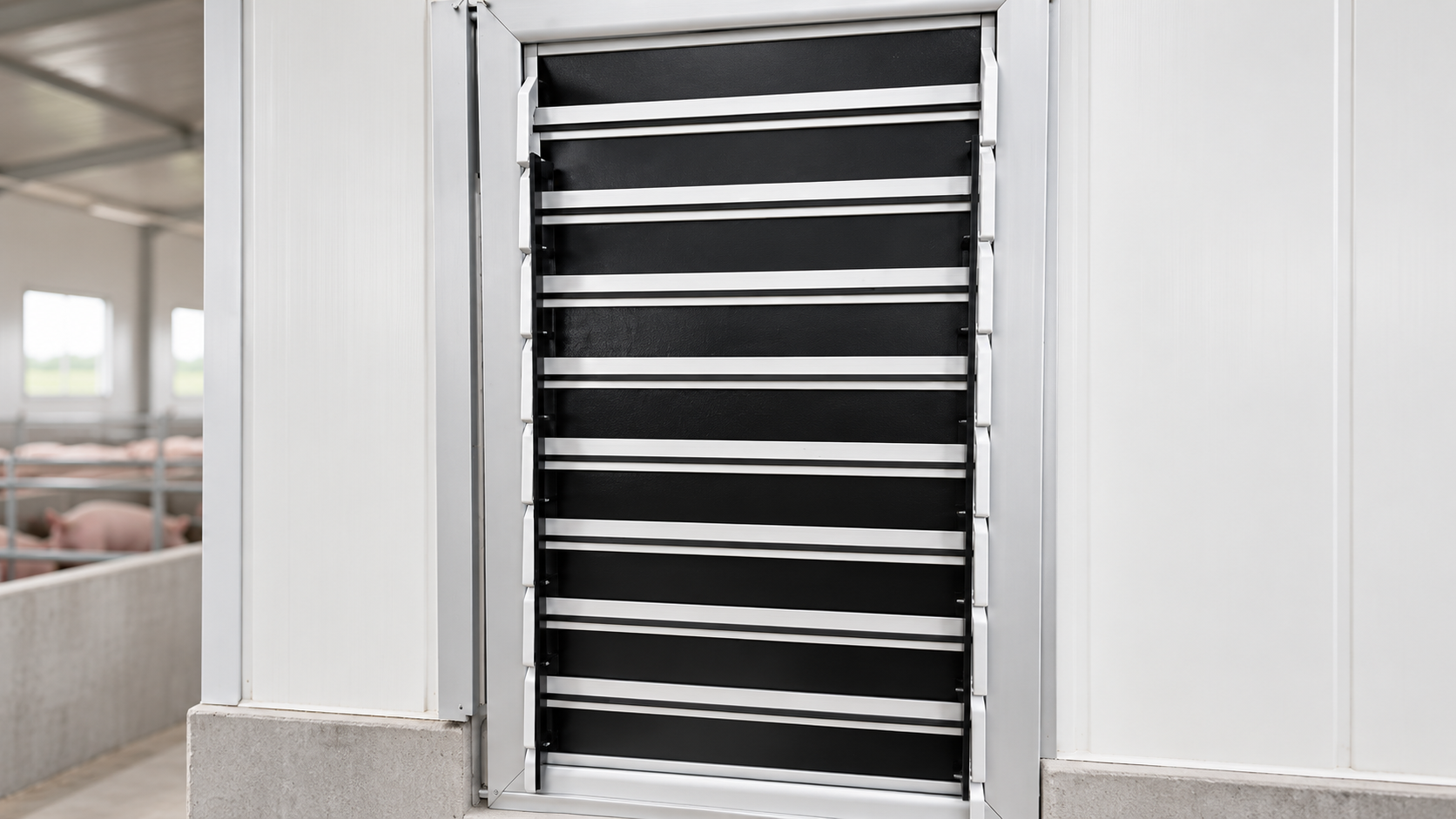 Insulated louver inlet