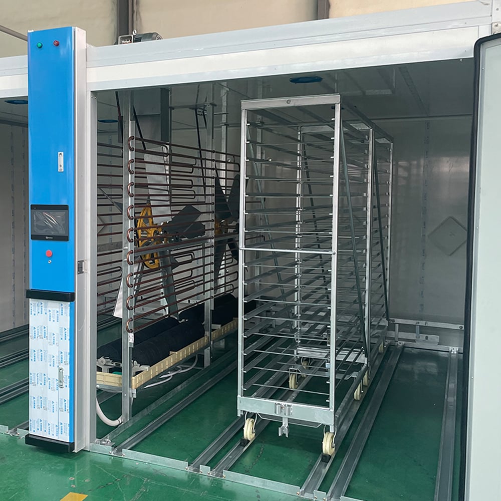 Incubator control and air circulation chamber