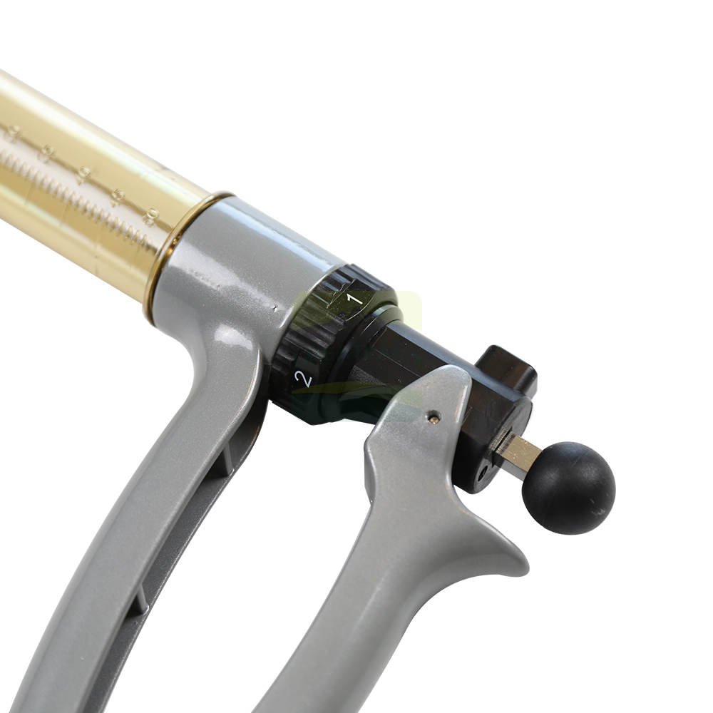 Semi-automatic veterinary syringe 25ml option