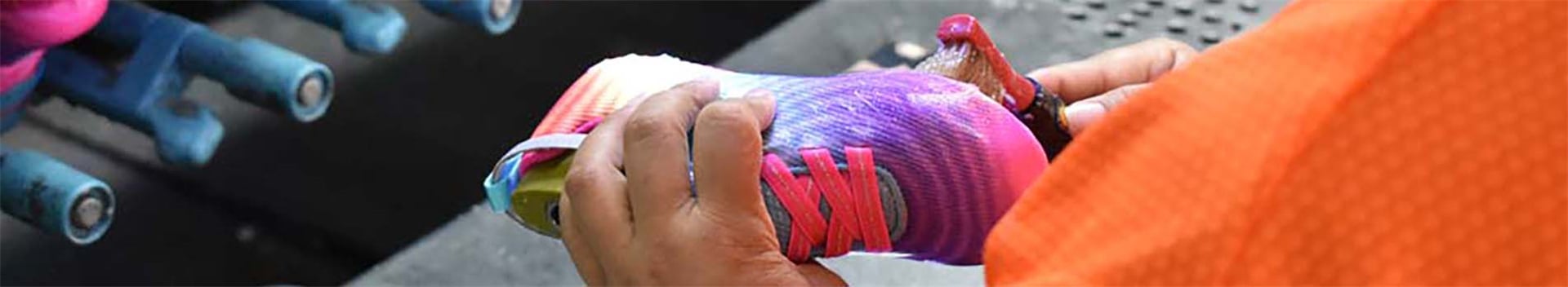 difference between football shoes and running shoes-4