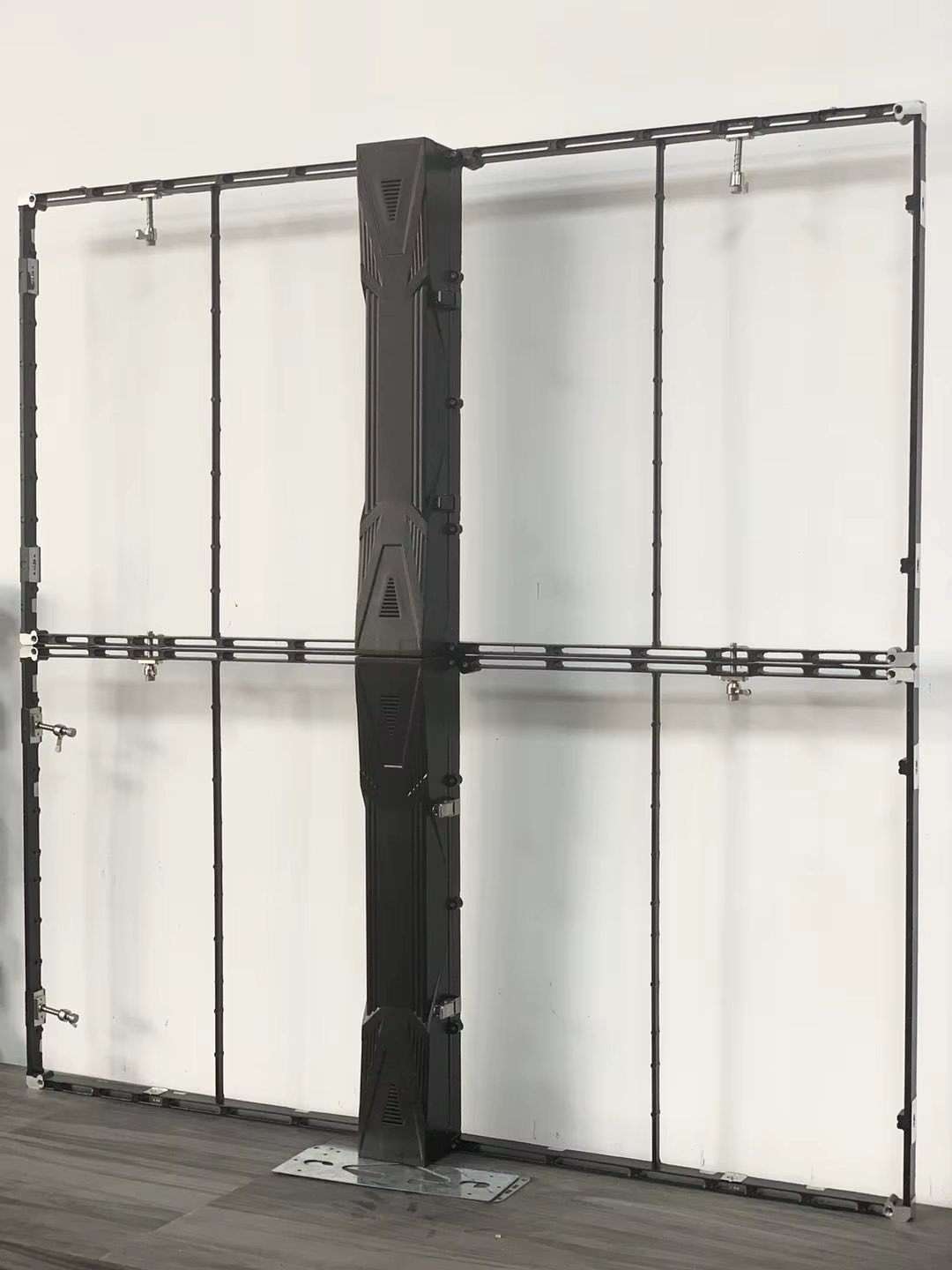 Outdoor Indoor 500*1000 Transparent LED Screen Die Casting Aluminum Empty Cabinet Frame for Rental P3.91*7.8/P7.8*7.8 factory