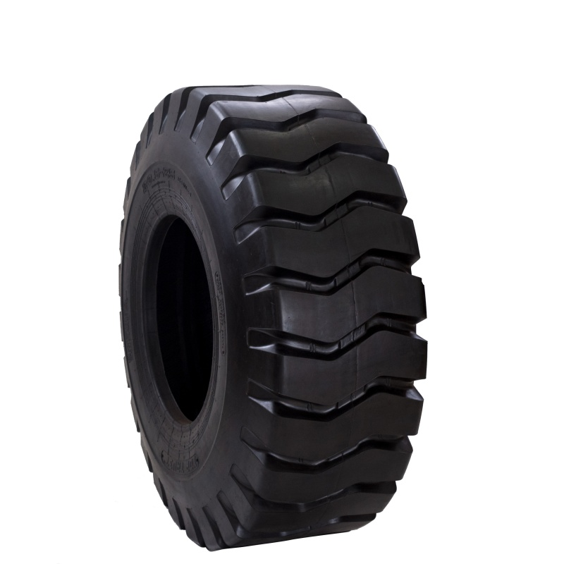 Semi Truck Tyres: Maximize Profits with These Fuel-Saving Hacks
