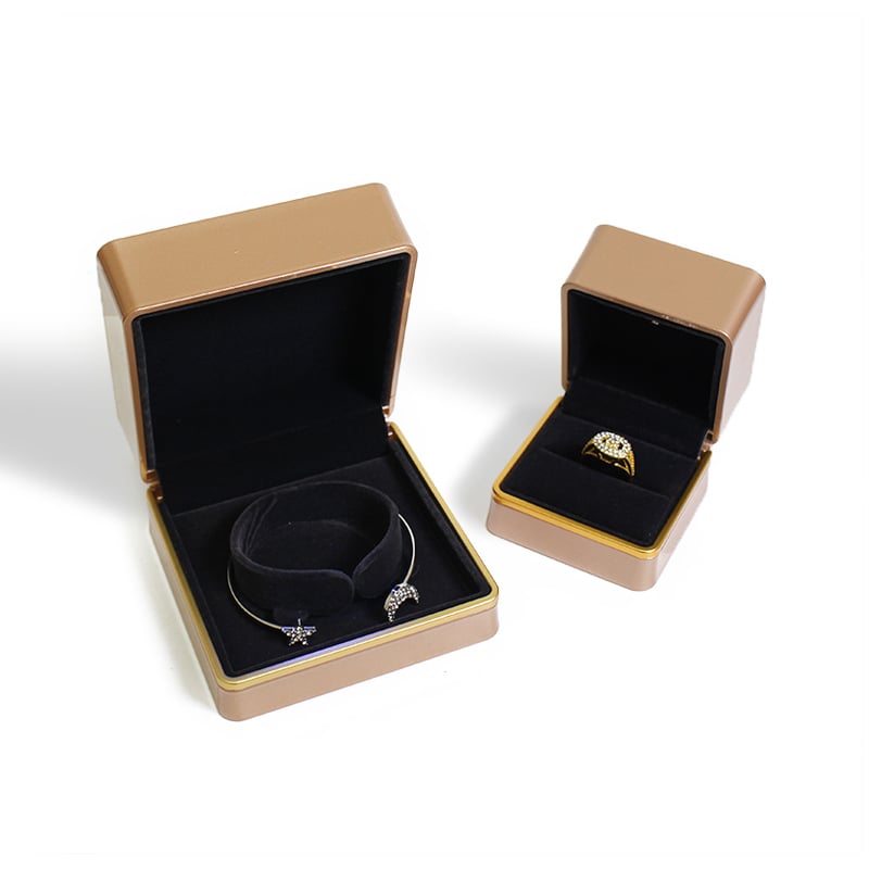 CF LED Jewelry Box Eco-Friendly Paperboard Closure Waterproof Design Hot Stamping Logo Rigid Box