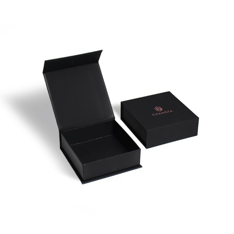 CF High Quality Small Luxury Gift Boxes Rigid Paper Cardboard Modern Magnetic Closure Packaging for Recycled Materials