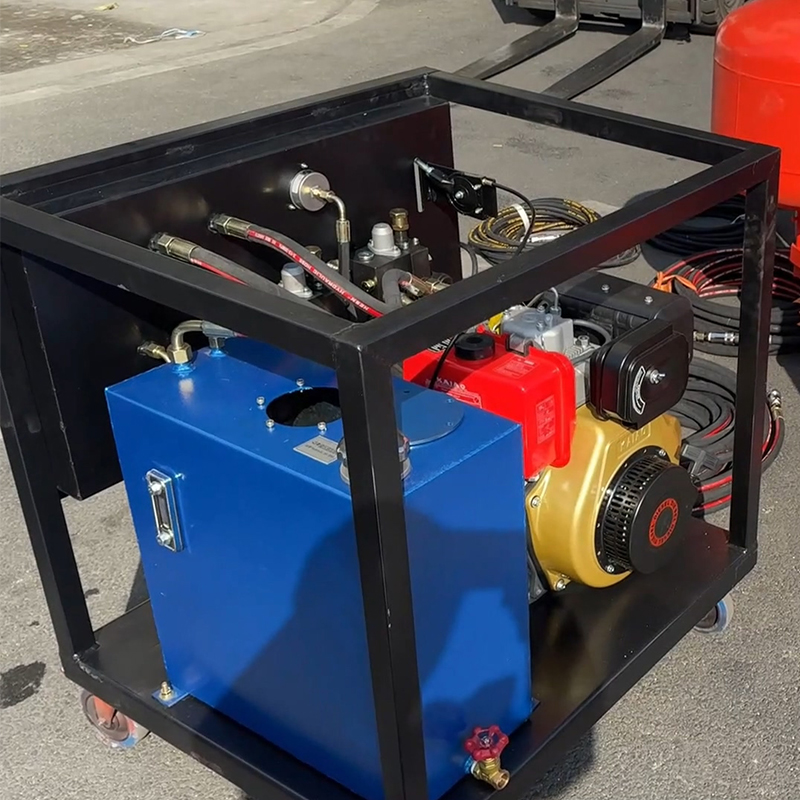 How Do Oil Recovery Skimmers Work to Remove Contaminants?