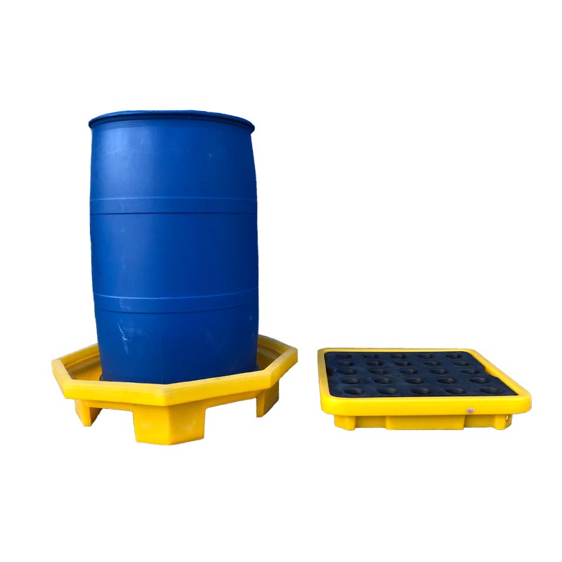 How Drum Spill Pallets Help Prevent Environmental Contamination