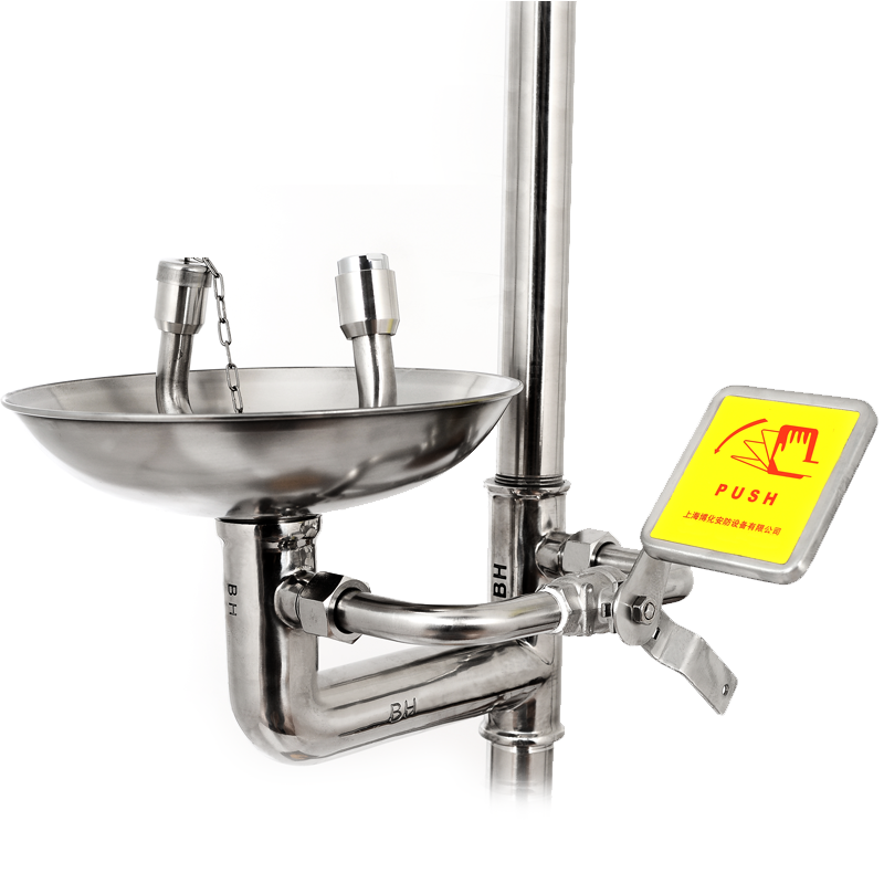 How Eye Wash Solutions Can Help Prevent Workplace Accidents