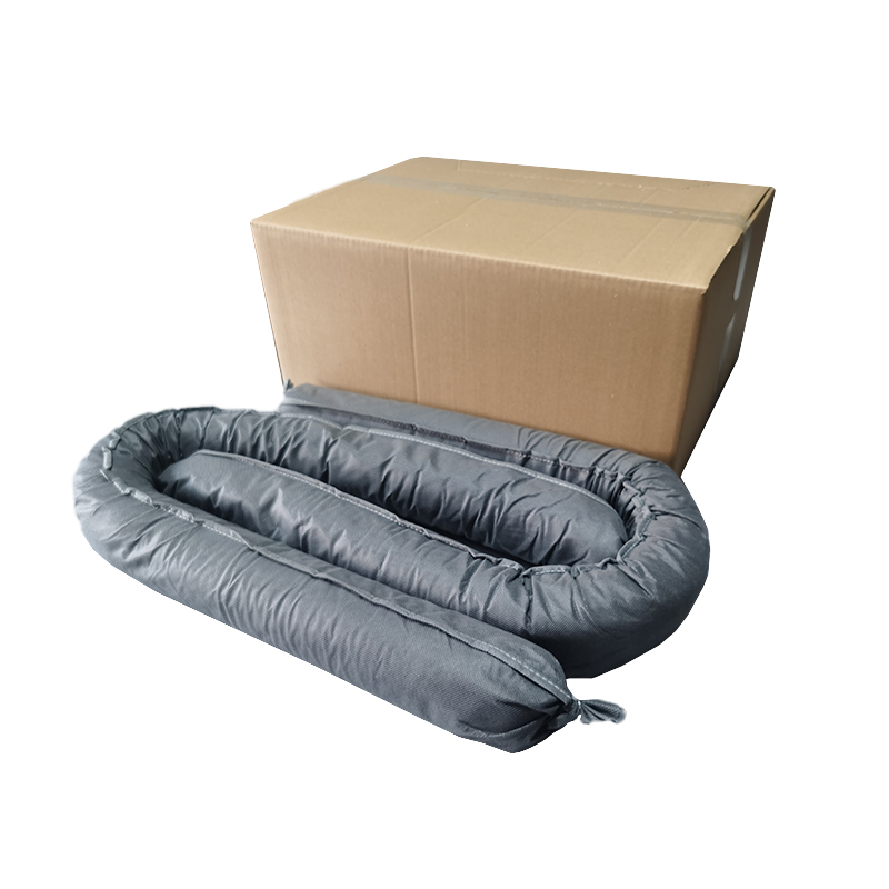 What Makes Gray Universal Absorbent Socks the Preferred Choice for Industrial Use?