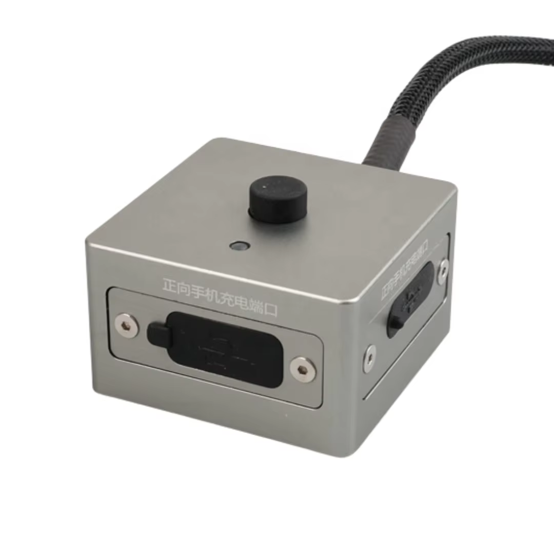 TIYPEOR Waterproof IP67 Motorcycle Bidirectional Charging Max 65W Output Motorcycle Battery Charging With Dual Port factory