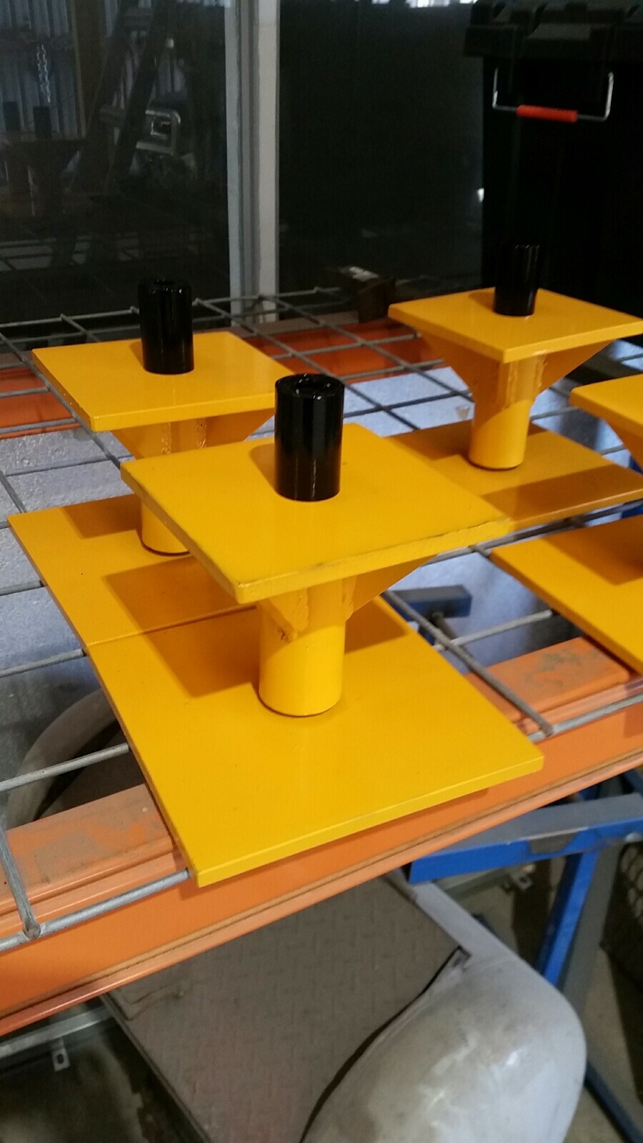 Safely Maneuver Heavy Containers with the Help of Jack Brackets