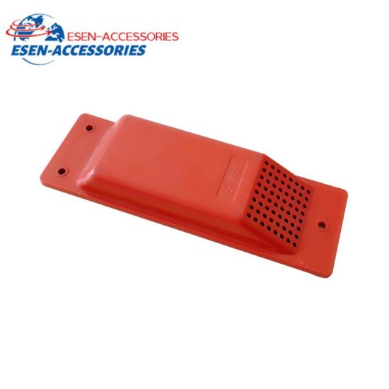 Keep your cargo safe and well-ventilated with this handy accessory