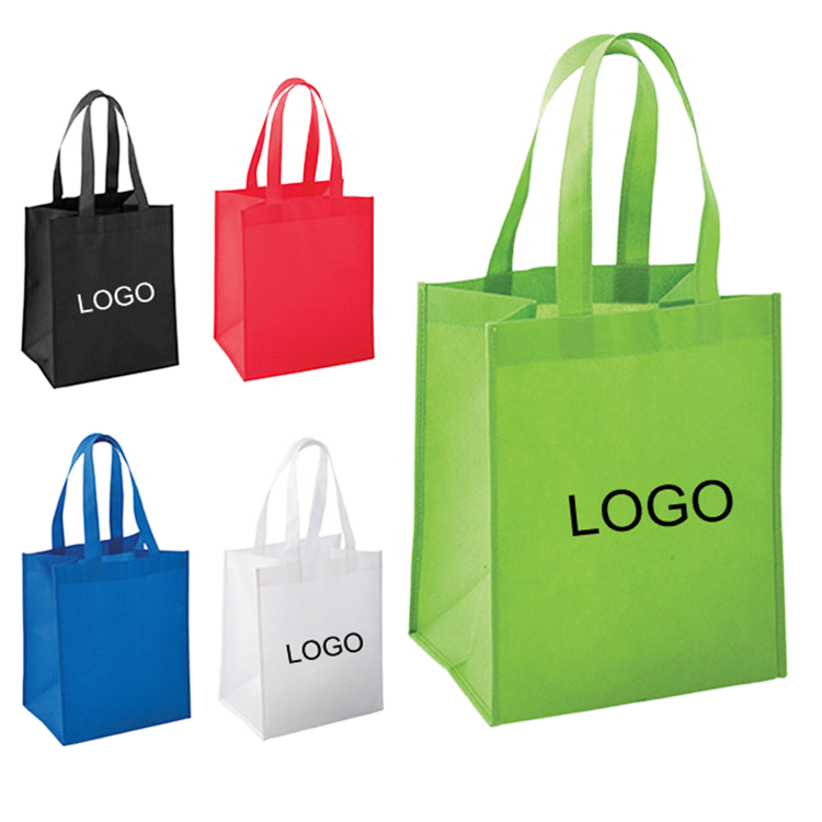 Can Custom Shopping Bags Help Differentiate Your Brand?