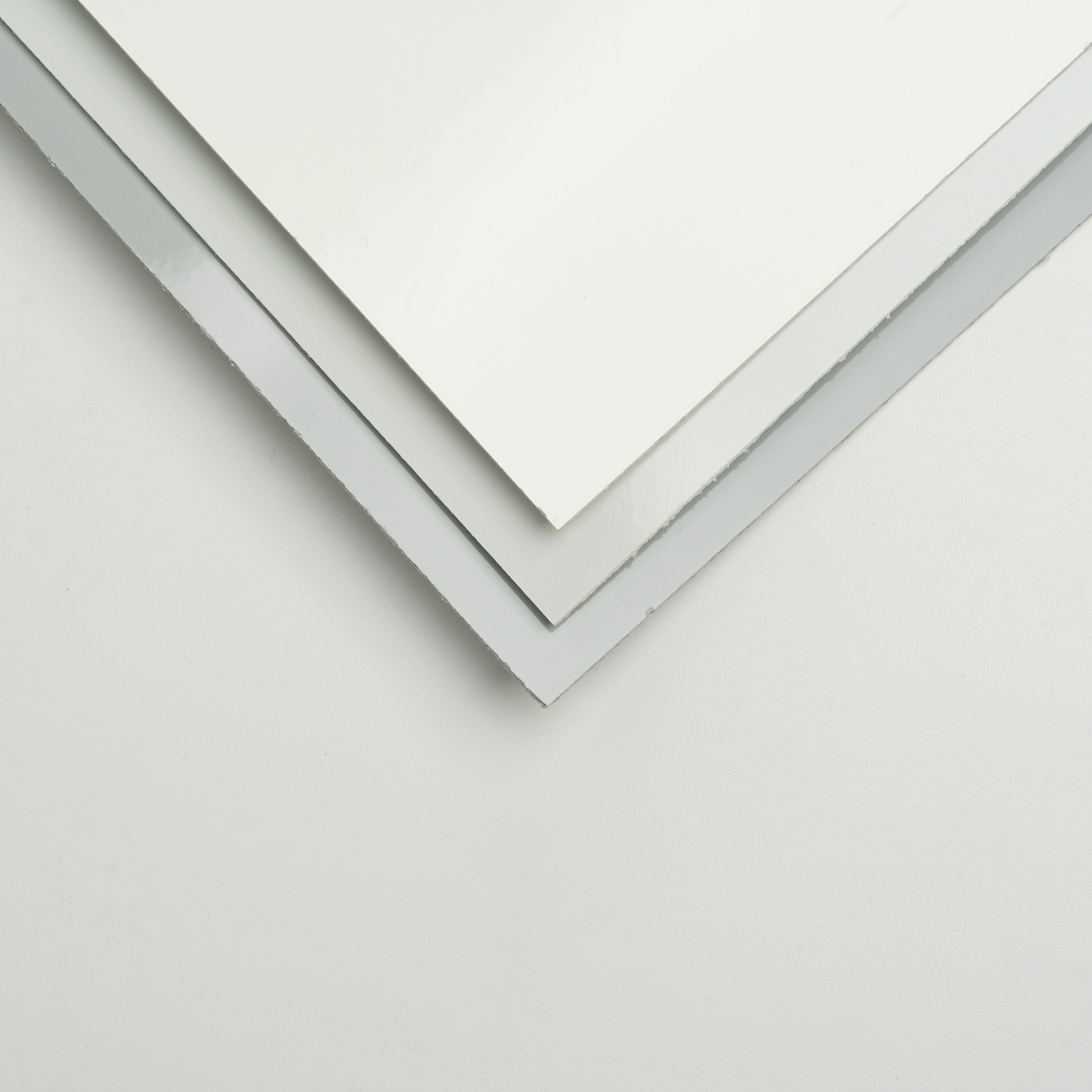 Ano ang Nagpapagawa sa Corrugated Fibreglass Panels na Ideal para sa mga Aplikasyon sa Industriya?