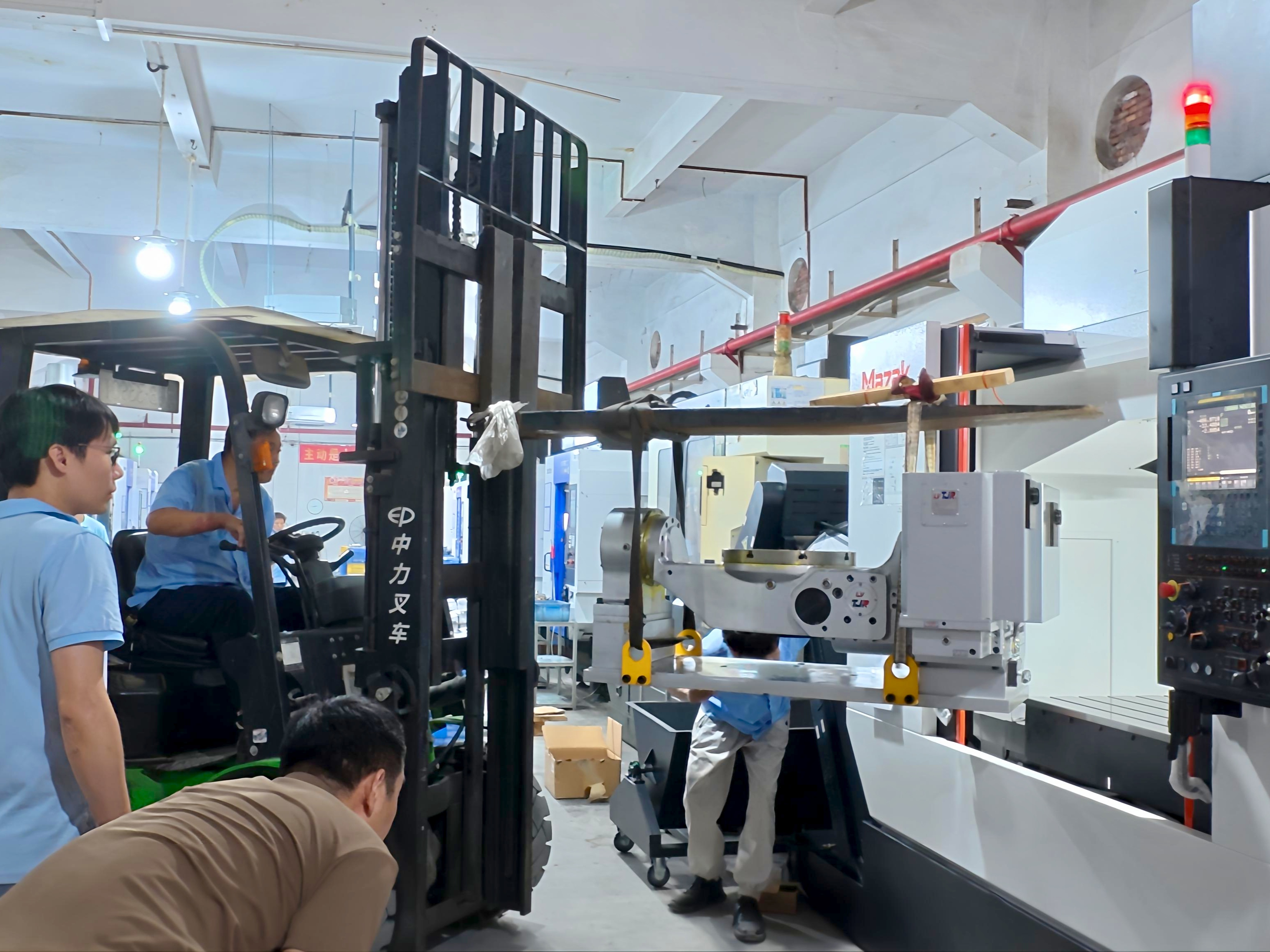 New Mazak 5‑Axis Machining Centers Officially Installed for High‑Precision CNC Custom Machining