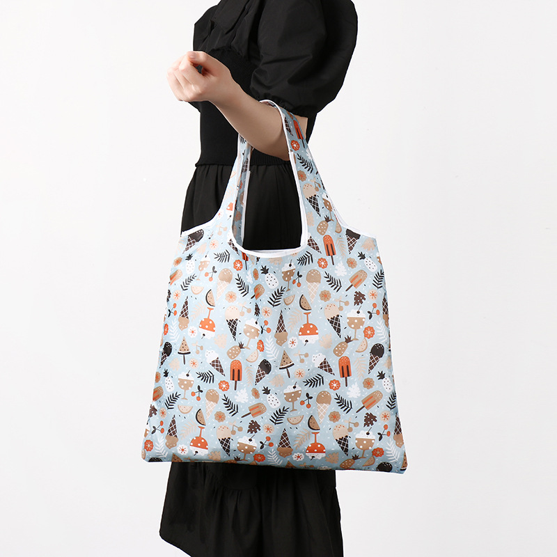 Come scegliere la giusta dimensione per una borsa a tracolla in nylon?