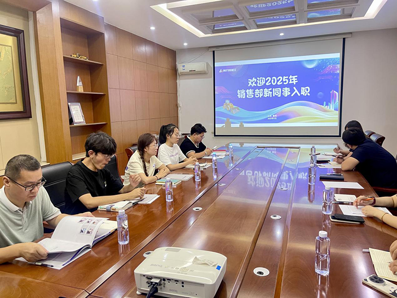 AOLITE Holds 2025 Welcome Ceremony and Training Event for New Sales Colleagues