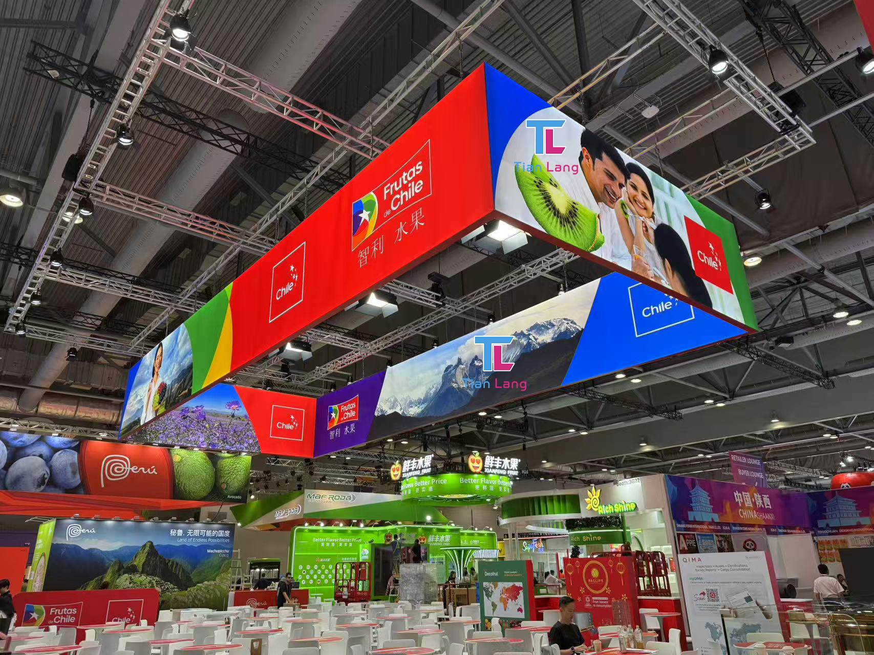 TIANLANG Hanging Banner Light Box: 4-Sided SEG Fabric