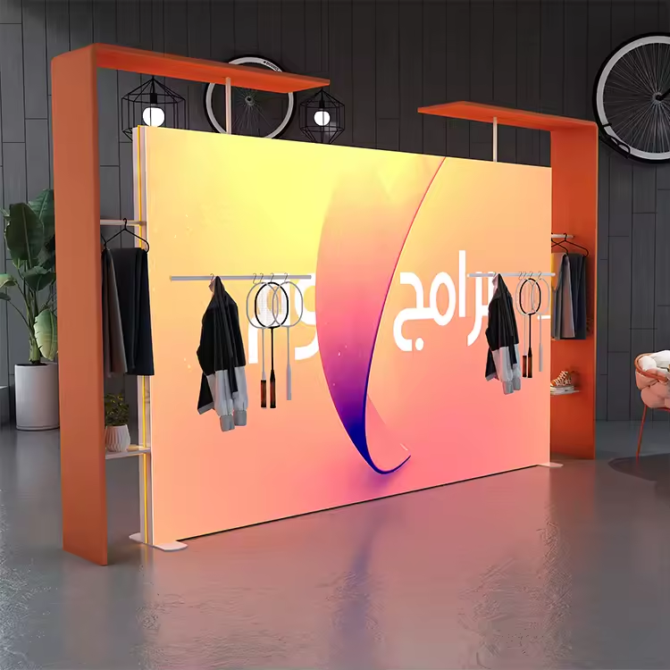 How Can Custom Trade Show Booth Design Increase Visitor Engagement?