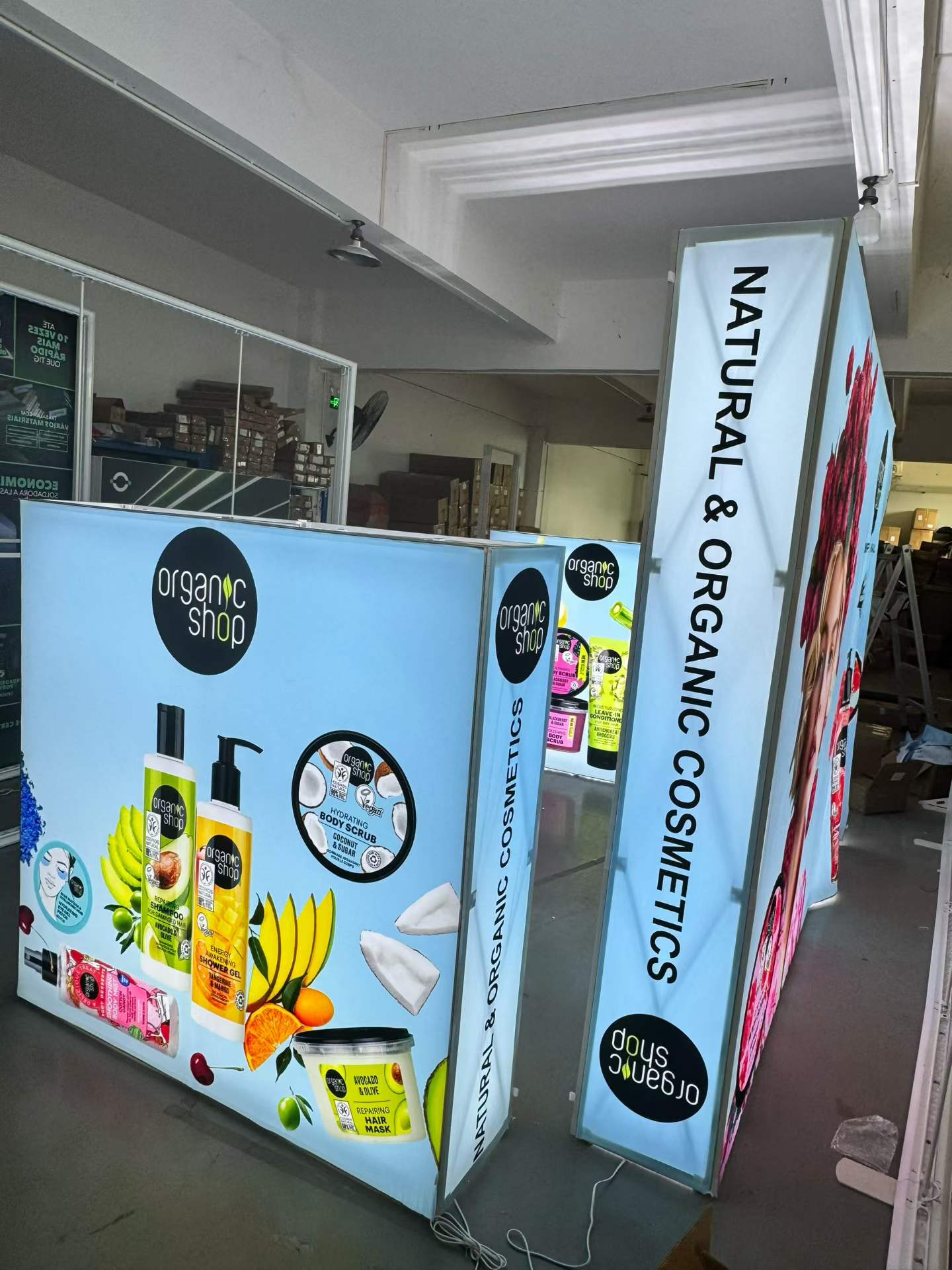 TIANLANG 10x10FT Booth : Bright Pop-Up Light Box