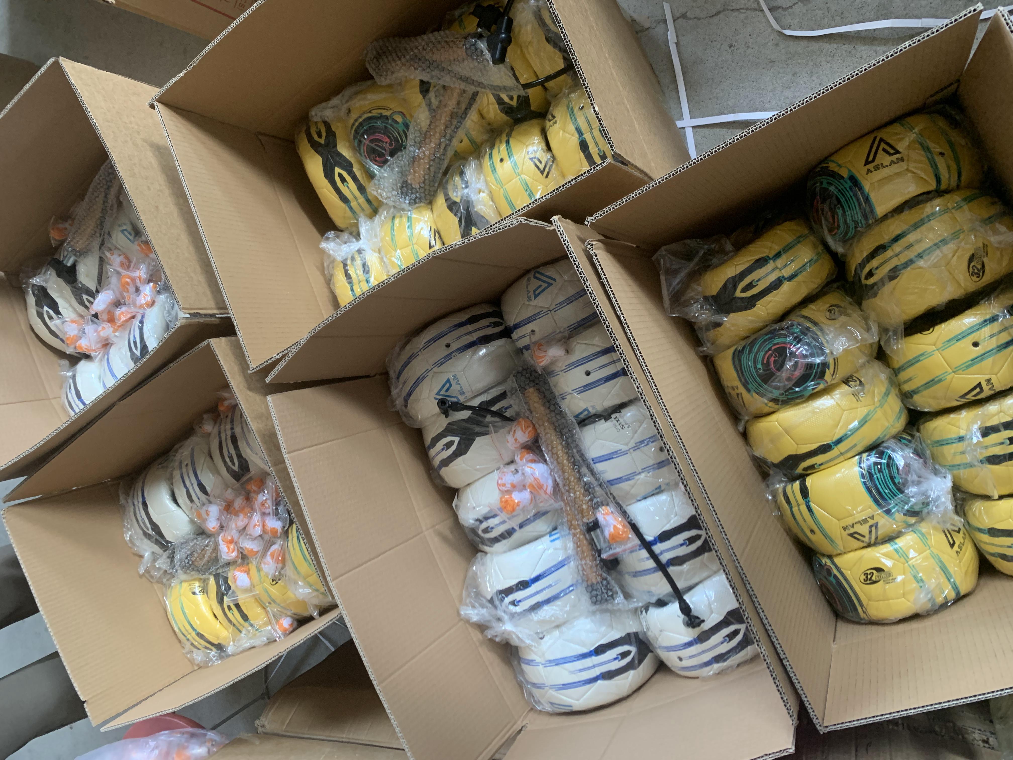 Size 4 Footballs Bulk: Volume Pricing Tiers