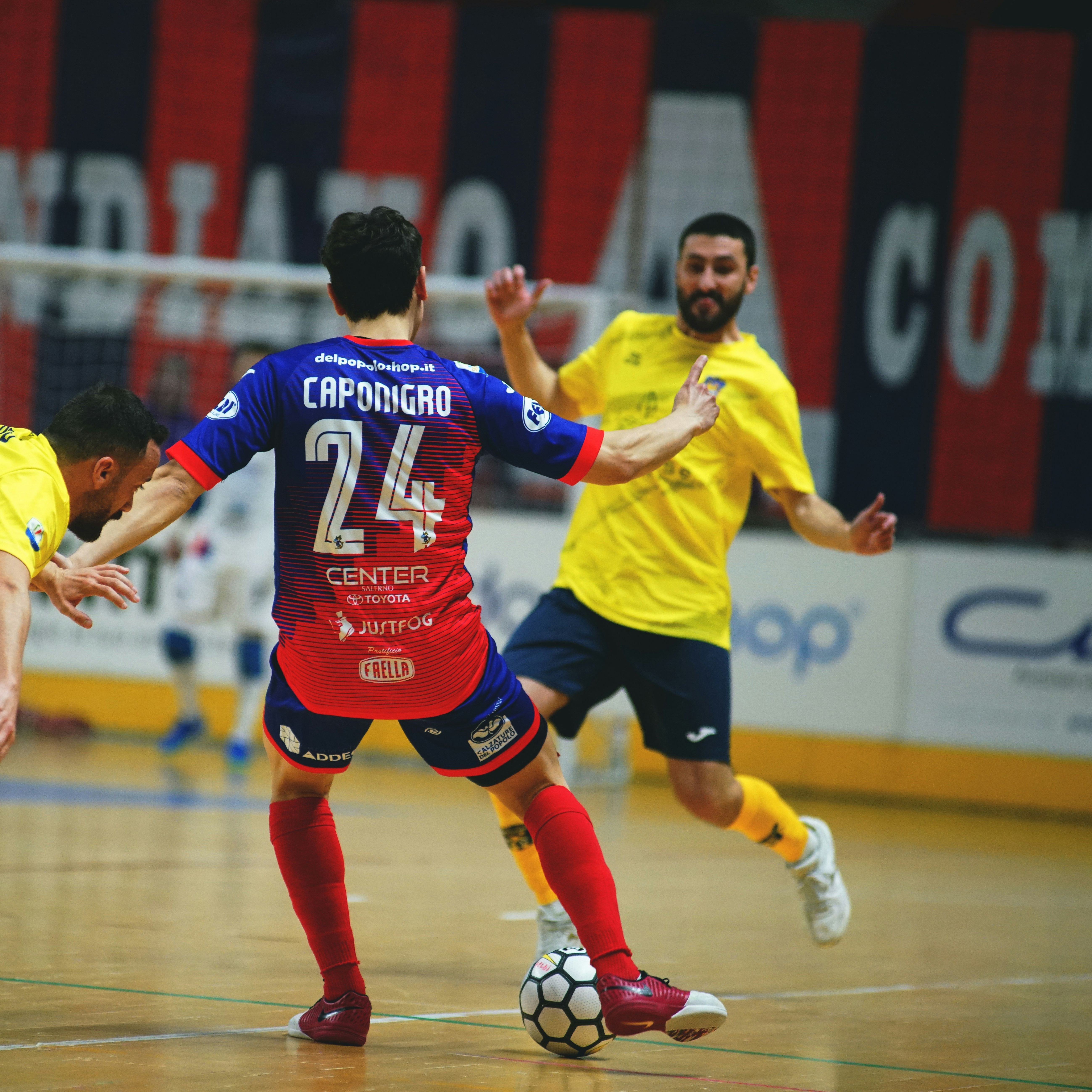 Futsal Indoor Soccer Balls for Leagues and Clubs
