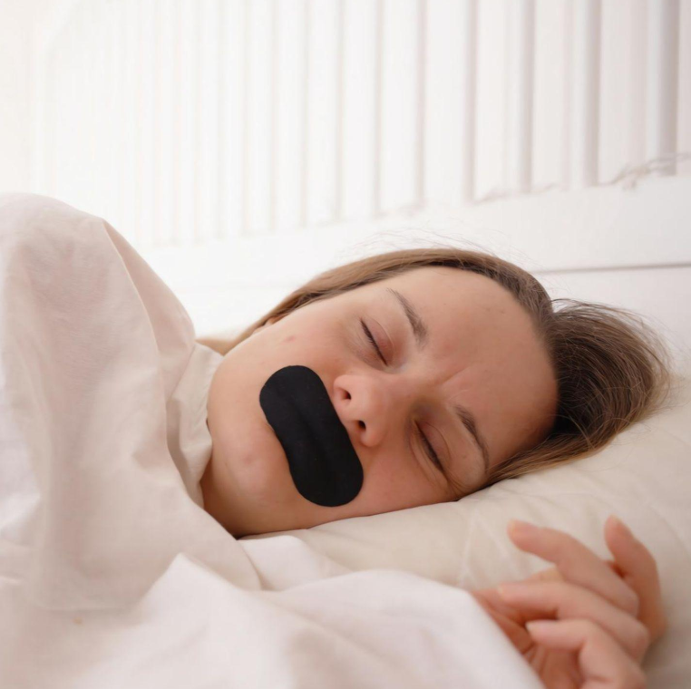 mouth tape for sleep apnea does it really work-0