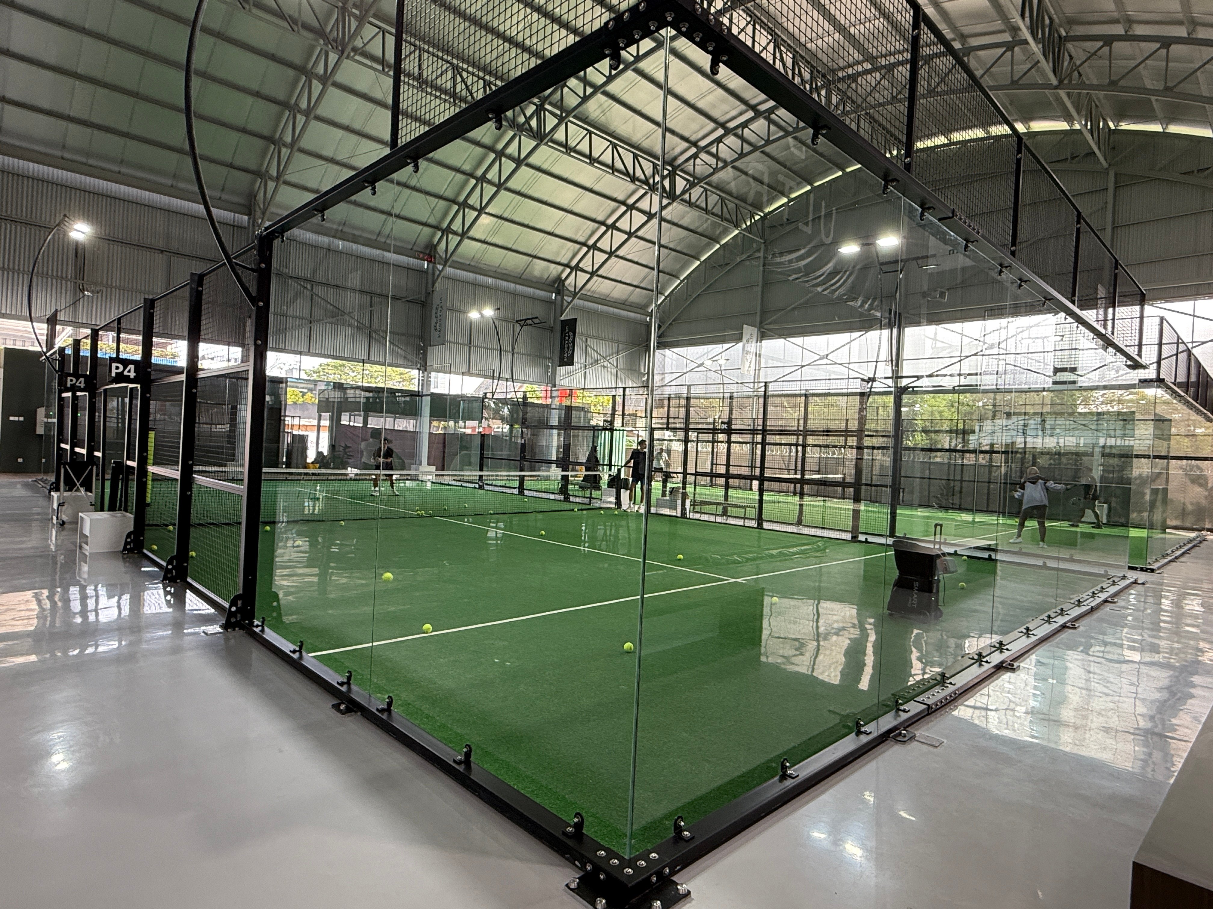 padel court 