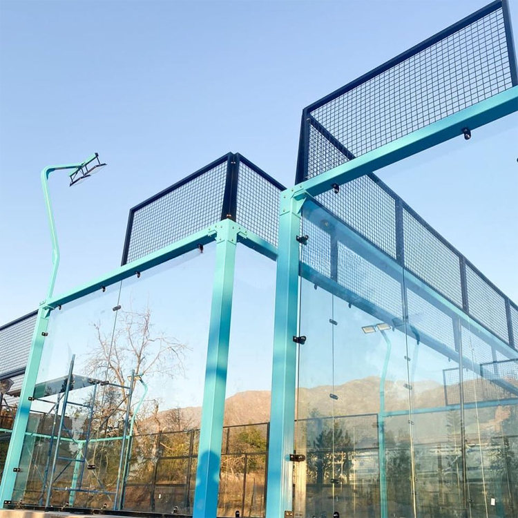 Campo da padel personalizzato all'aperto in acciaio zincato a caldo con vista panoramica completa 001-1