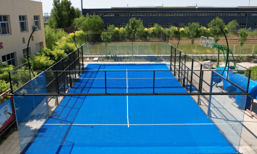 Padelveldbou en -onderhoud